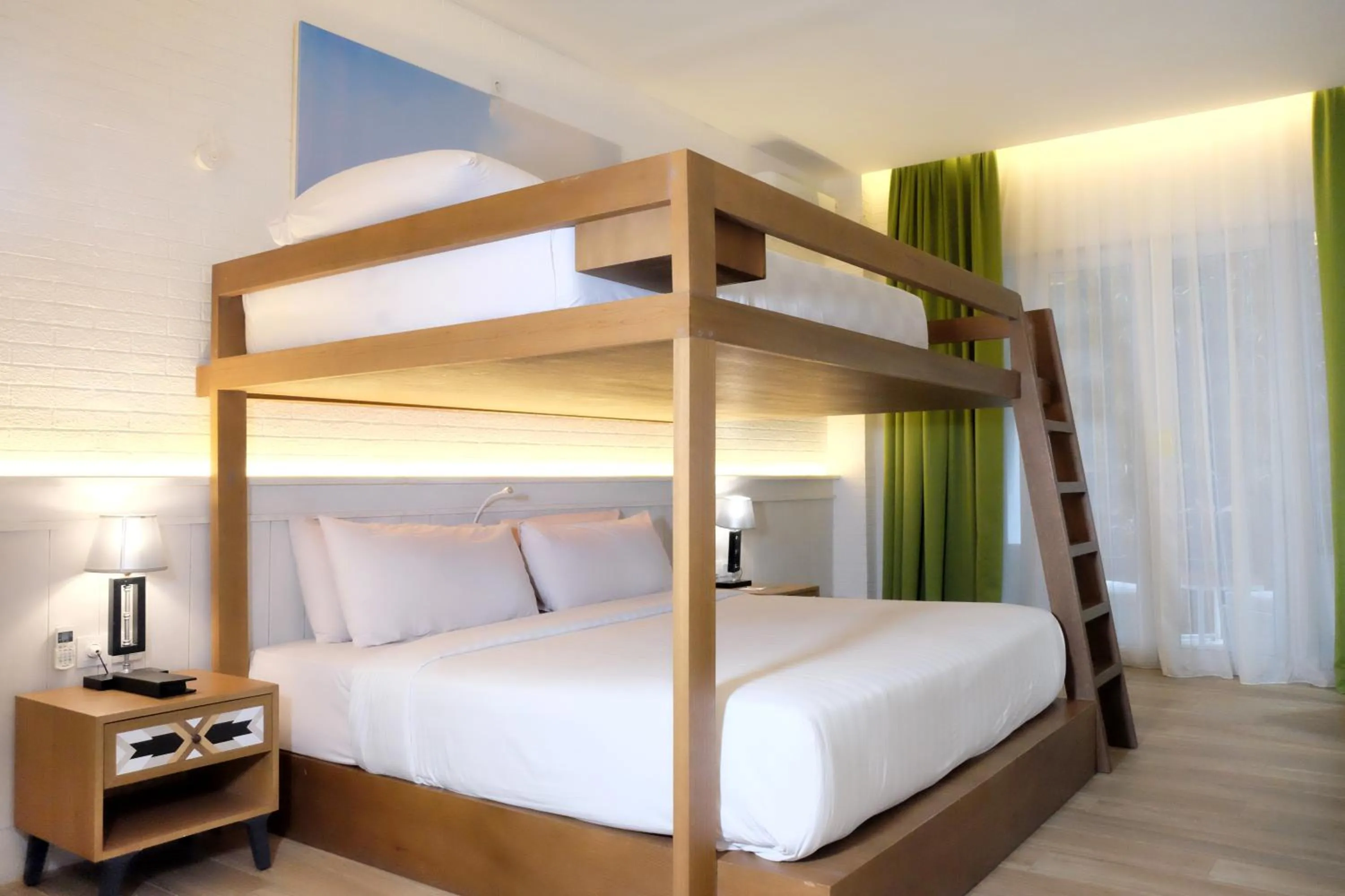 Bed in Jambuluwuk Convention Hall & Resort Batu