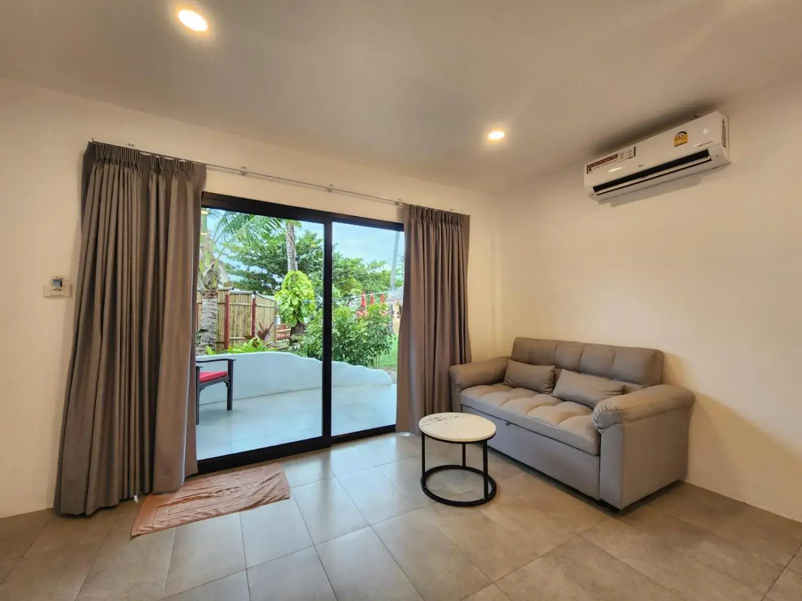 One-Bedroom Bungalow in Samui Pier Beach Front & Resort One-Bedroom Bungalow in Samui Pier Beach Front & Resort