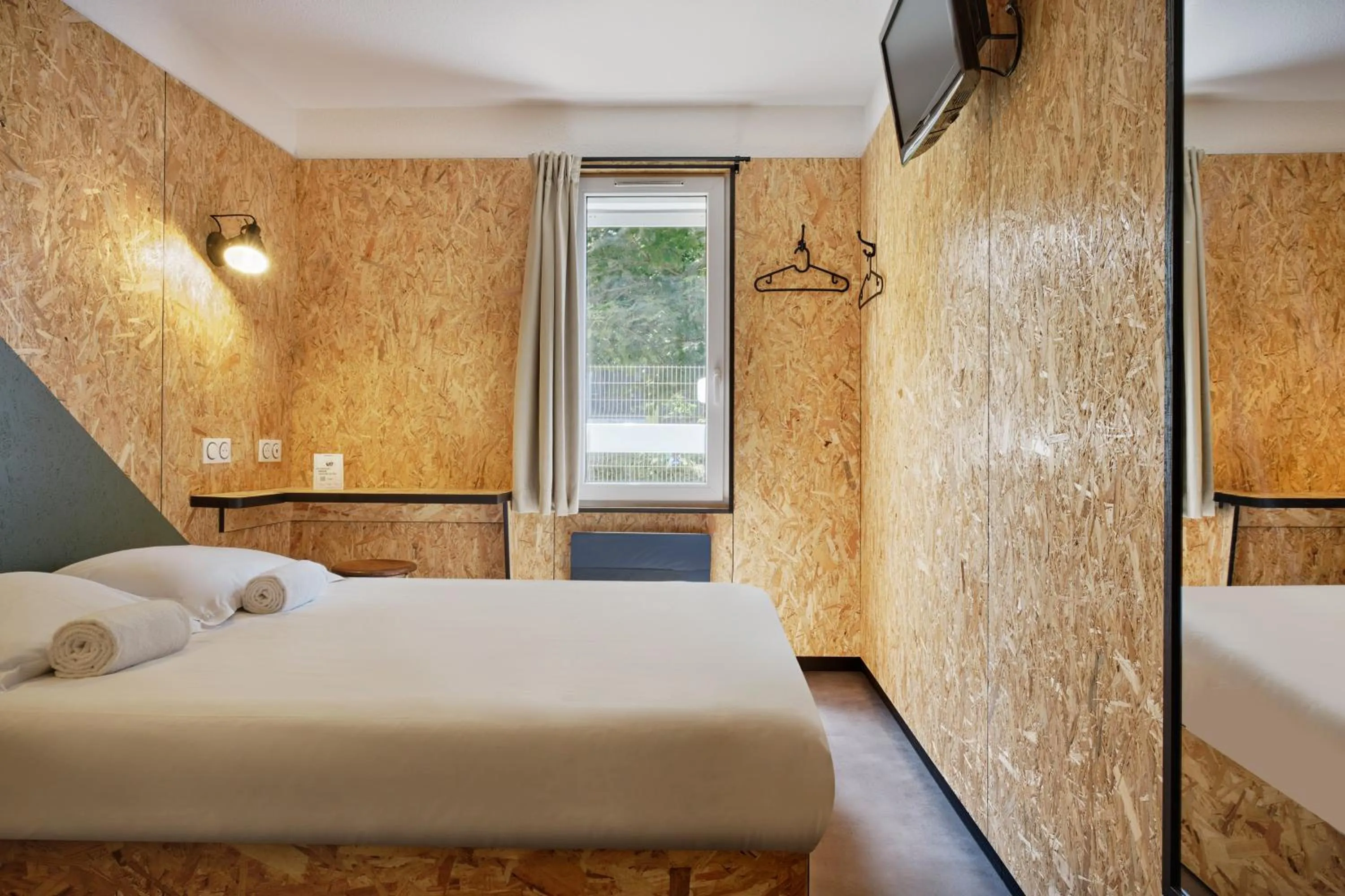 Bed in The Originals Access, Hôtel Moustache, Seclin