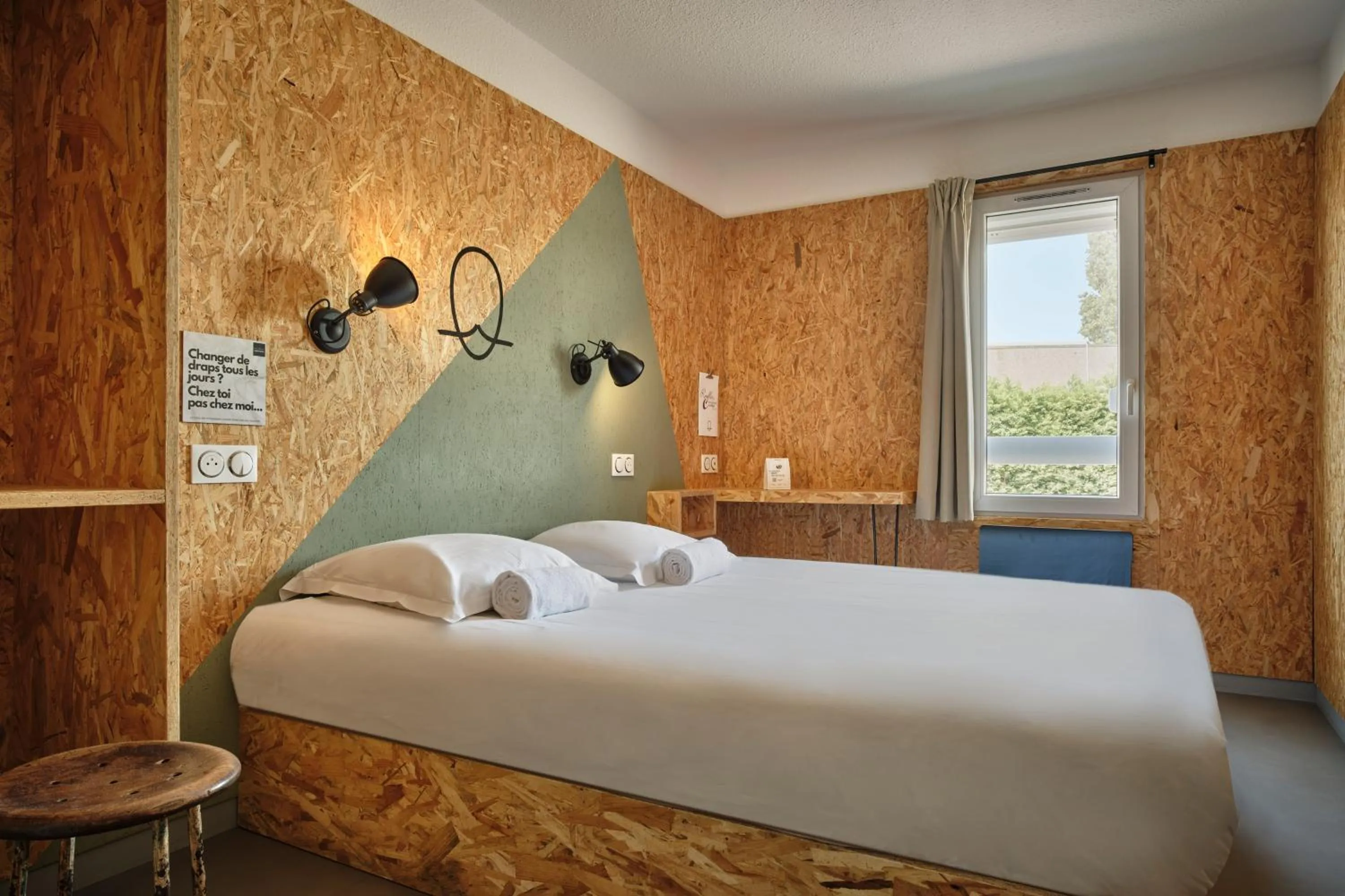 Bed in The Originals Access, Hôtel Moustache, Seclin