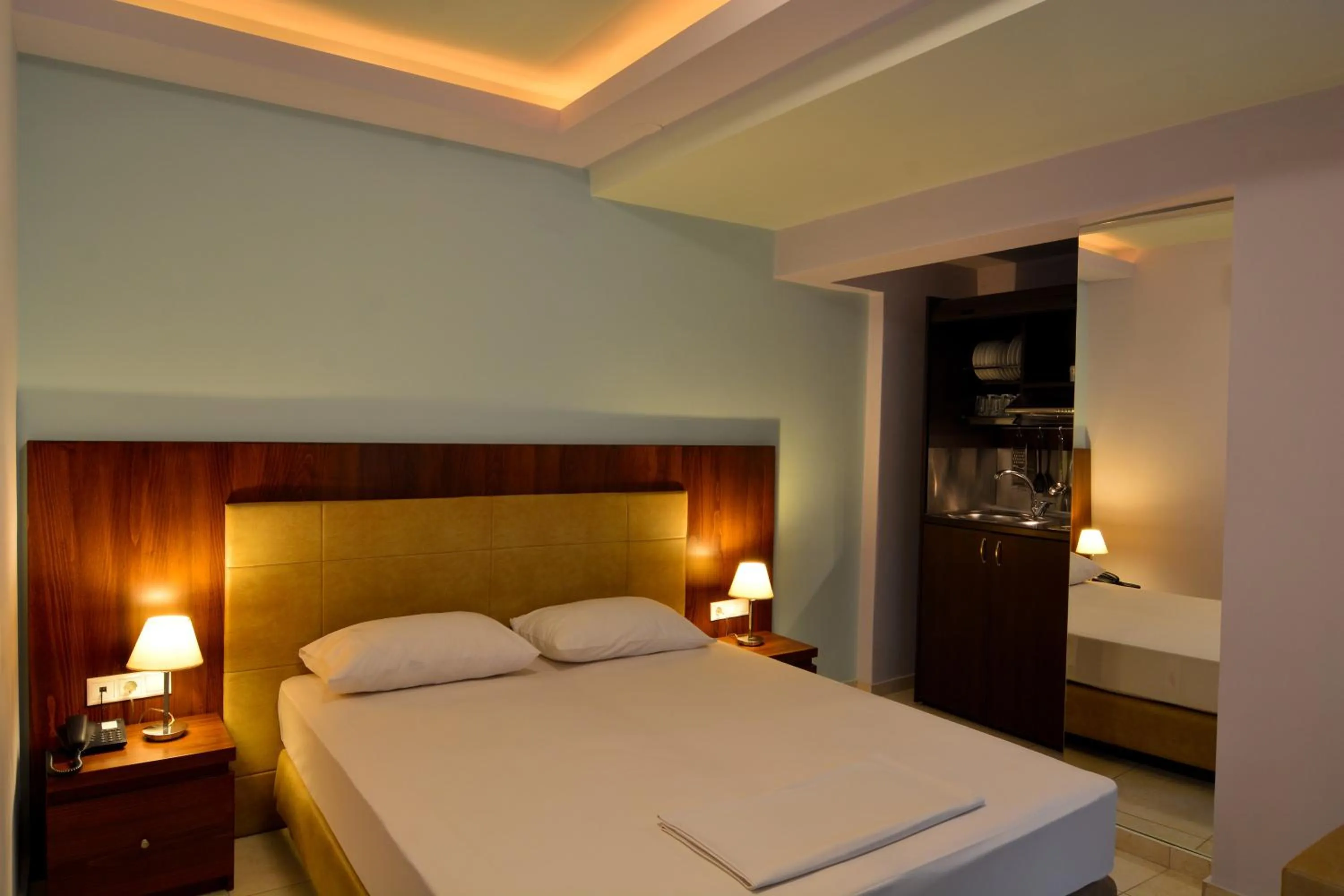 Bedroom, Bed in Panorama Inn Hotel