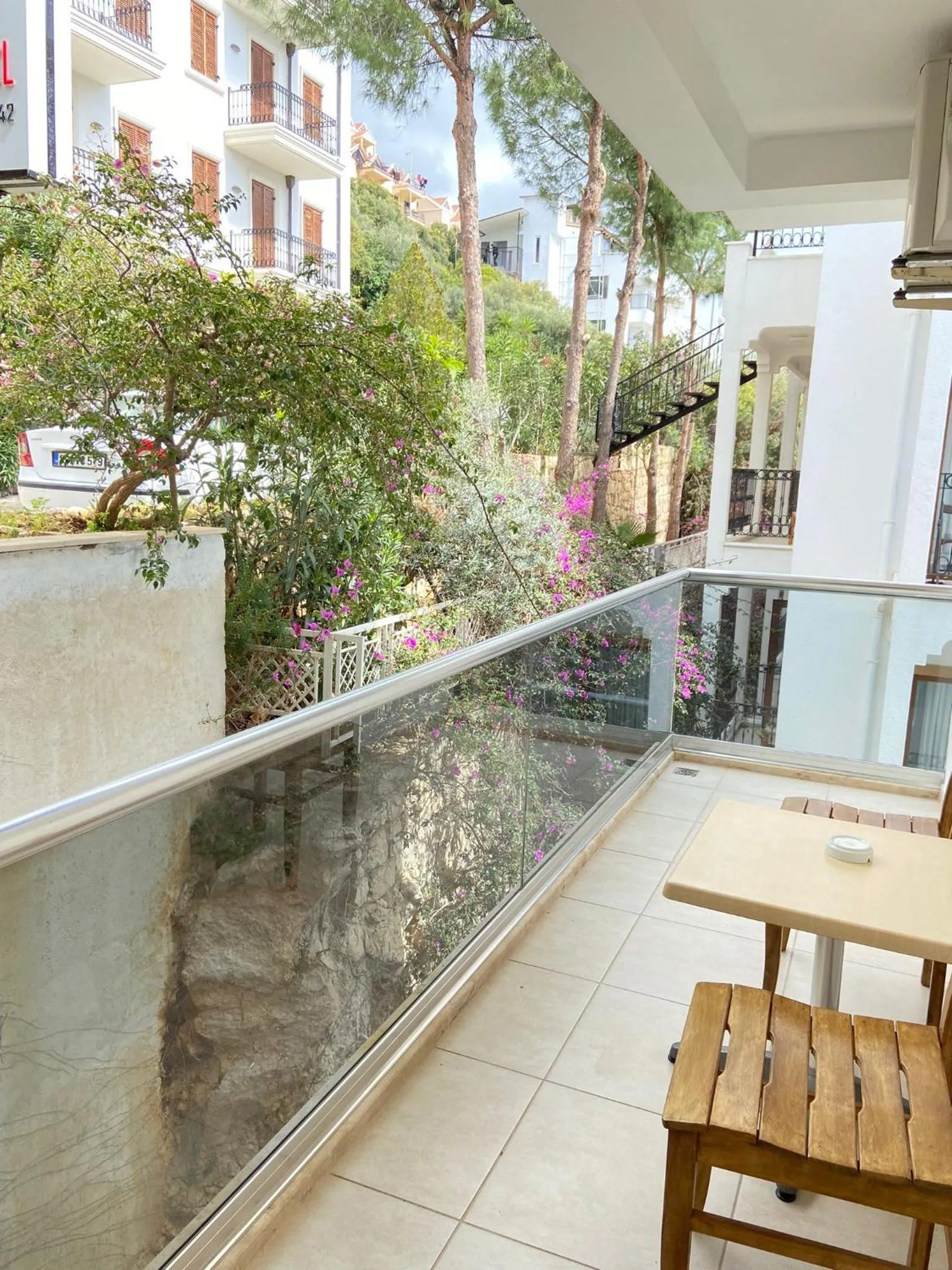 Spring in Narr Hotel