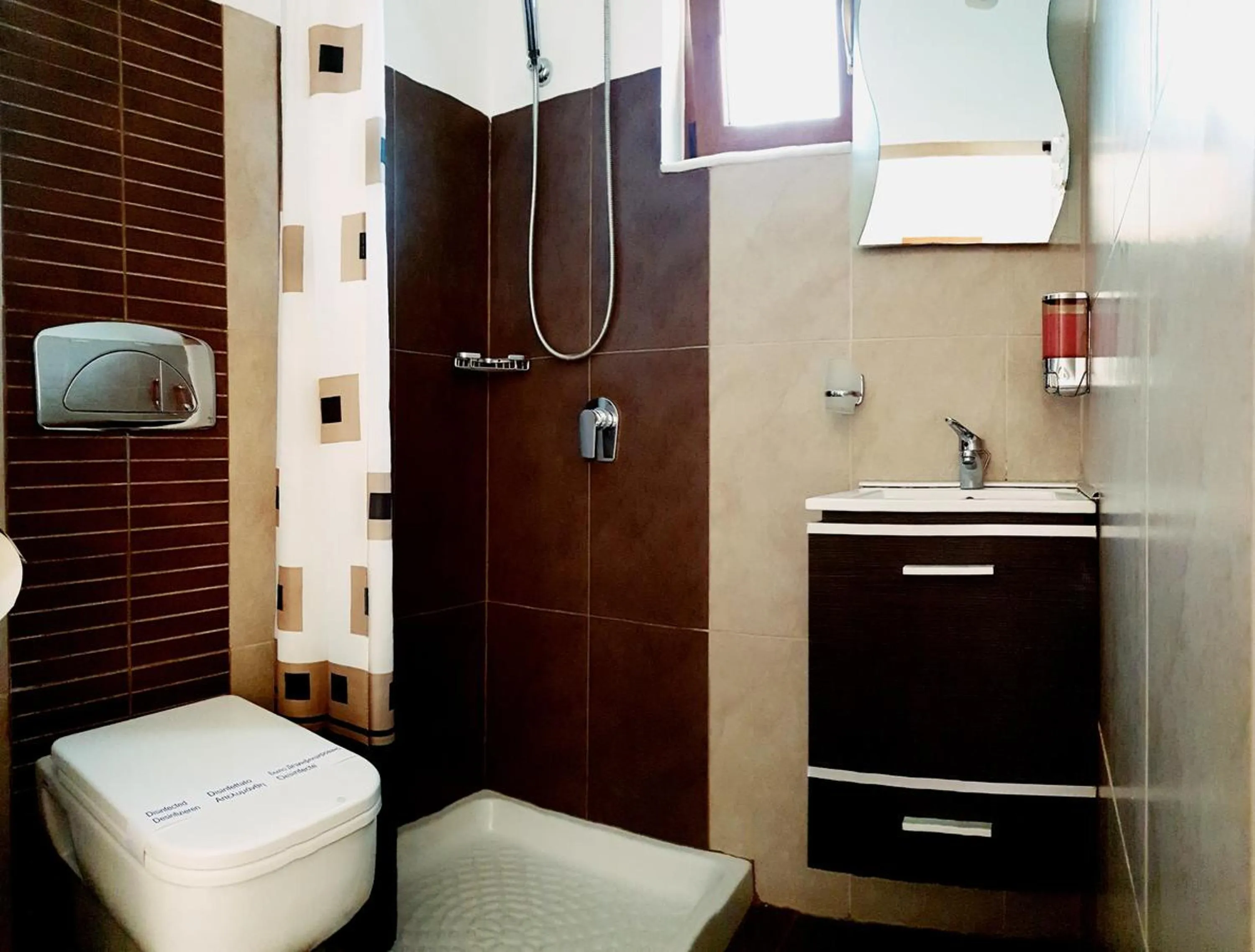 Bathroom in Apollo Studios