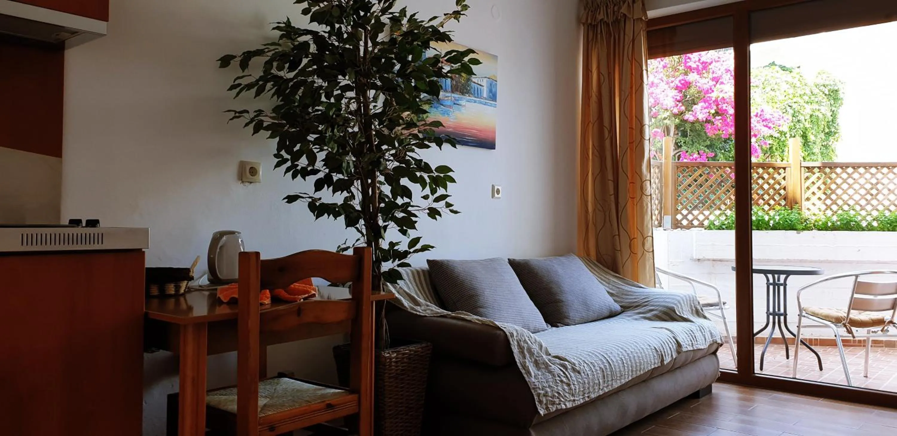 Living room in Apollo Studios