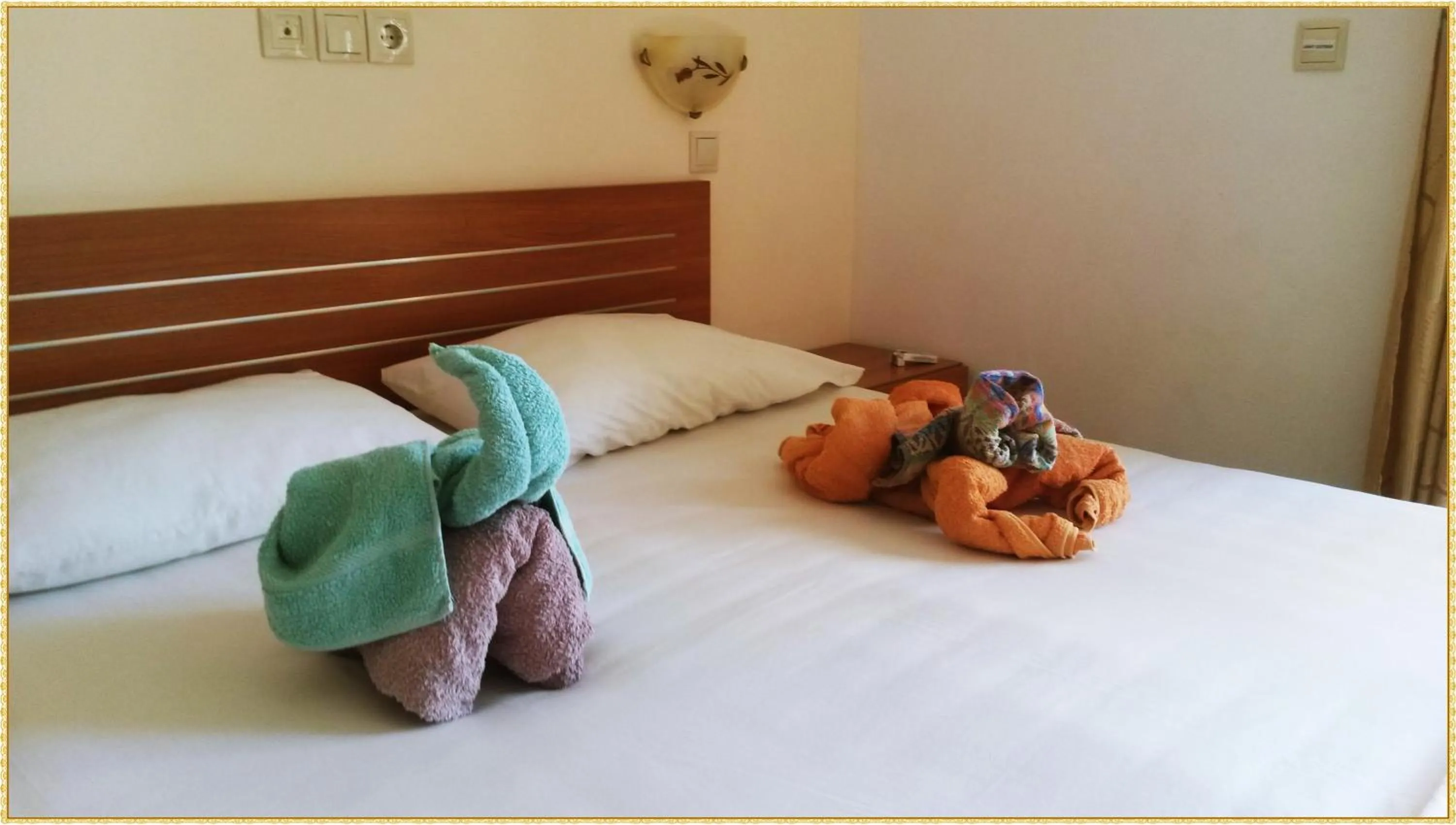 Other, Bed in Apollo Studios