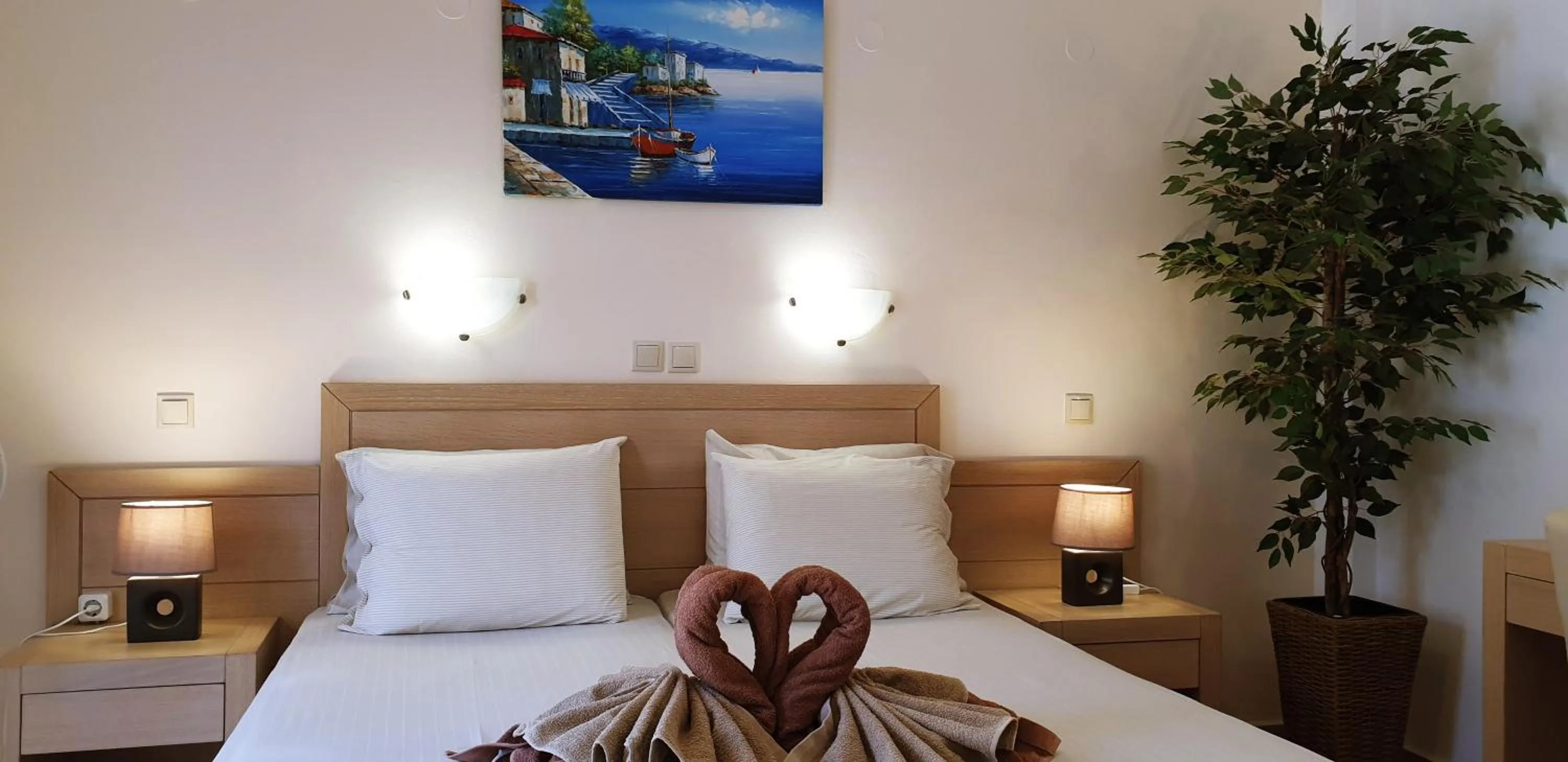 Bedroom, Bed in Apollo Studios