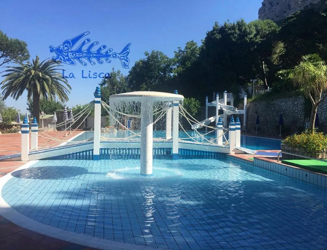 Swimming pool in Hotel Royal Hills