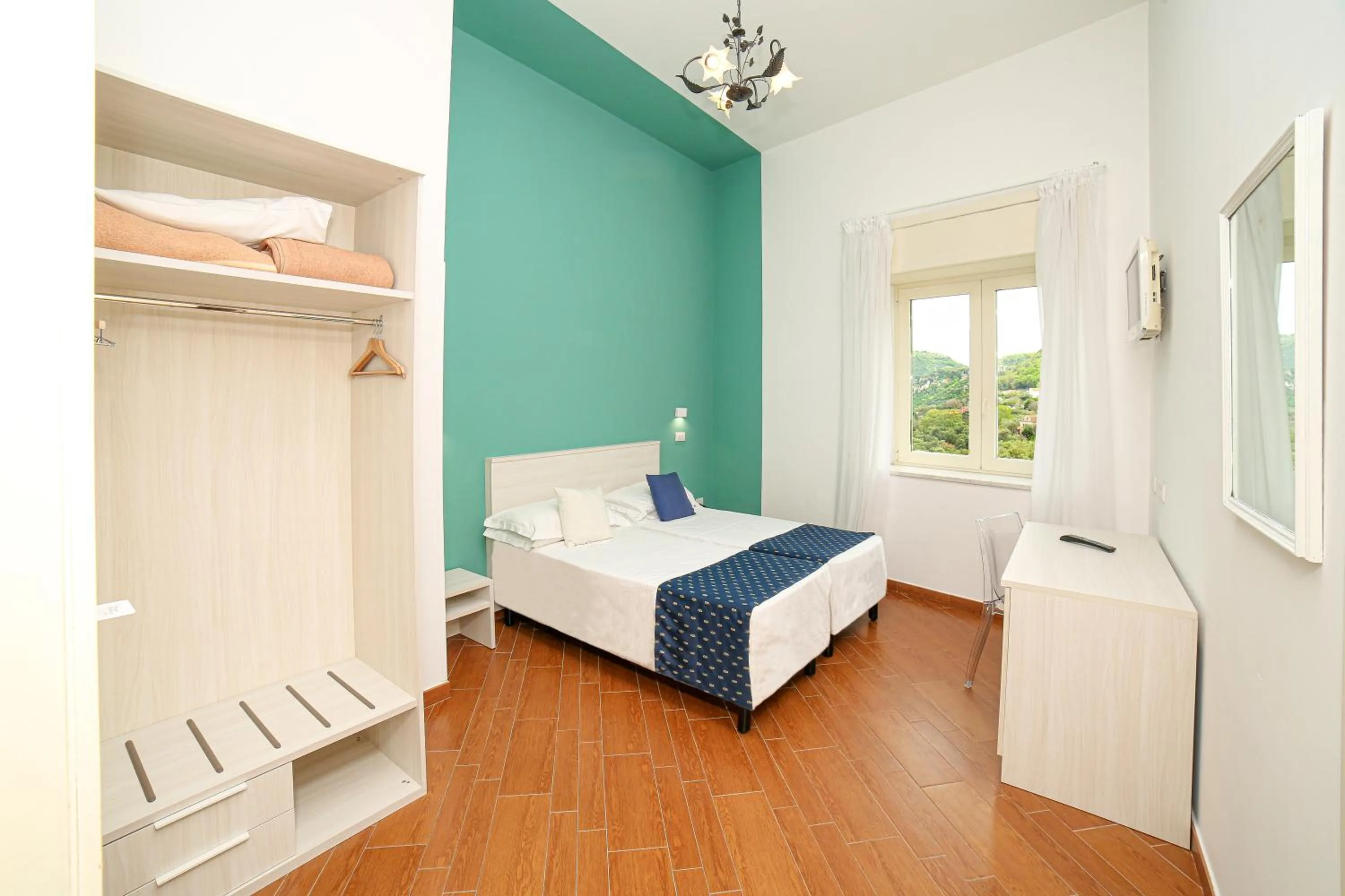 Bed in Hotel Royal Hills