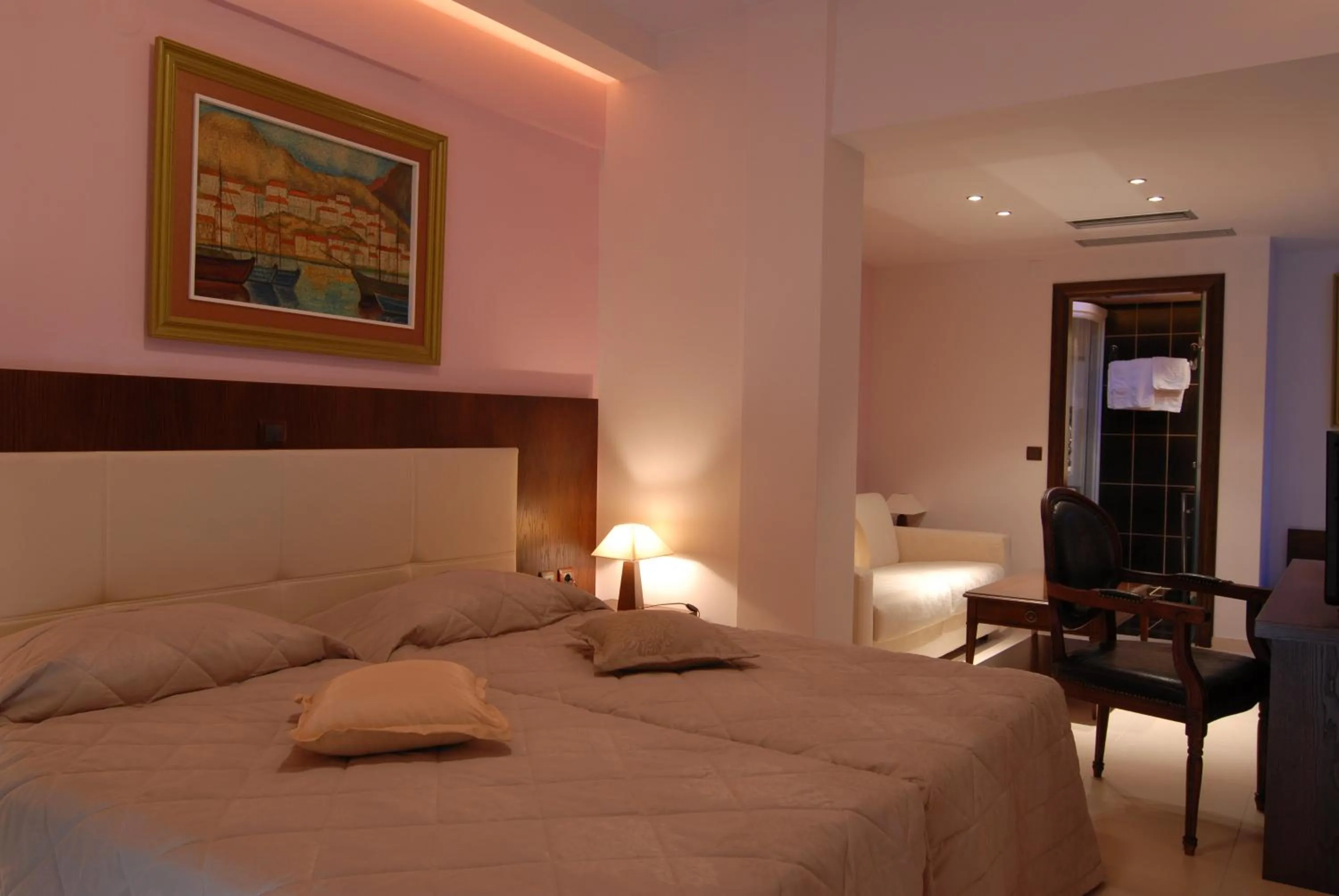 Bed in Panorama Hotel