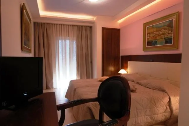 Photo of the whole room, Bed in Panorama Hotel