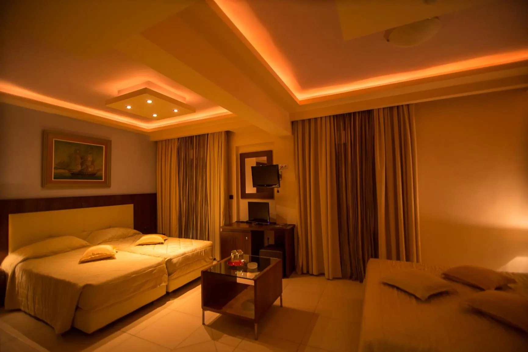 Bed in Panorama Hotel