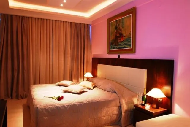 Bed in Panorama Hotel