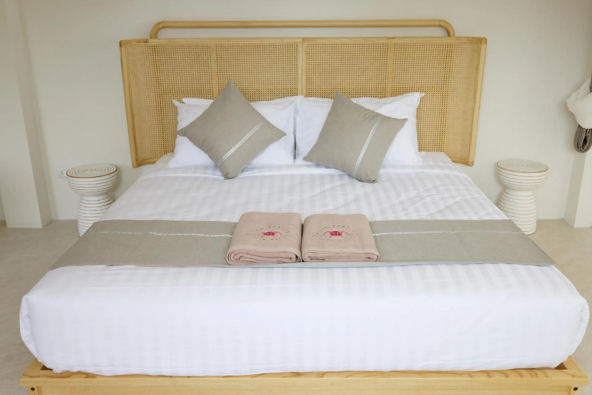 Bed in Blue Turtle Hotel Samui