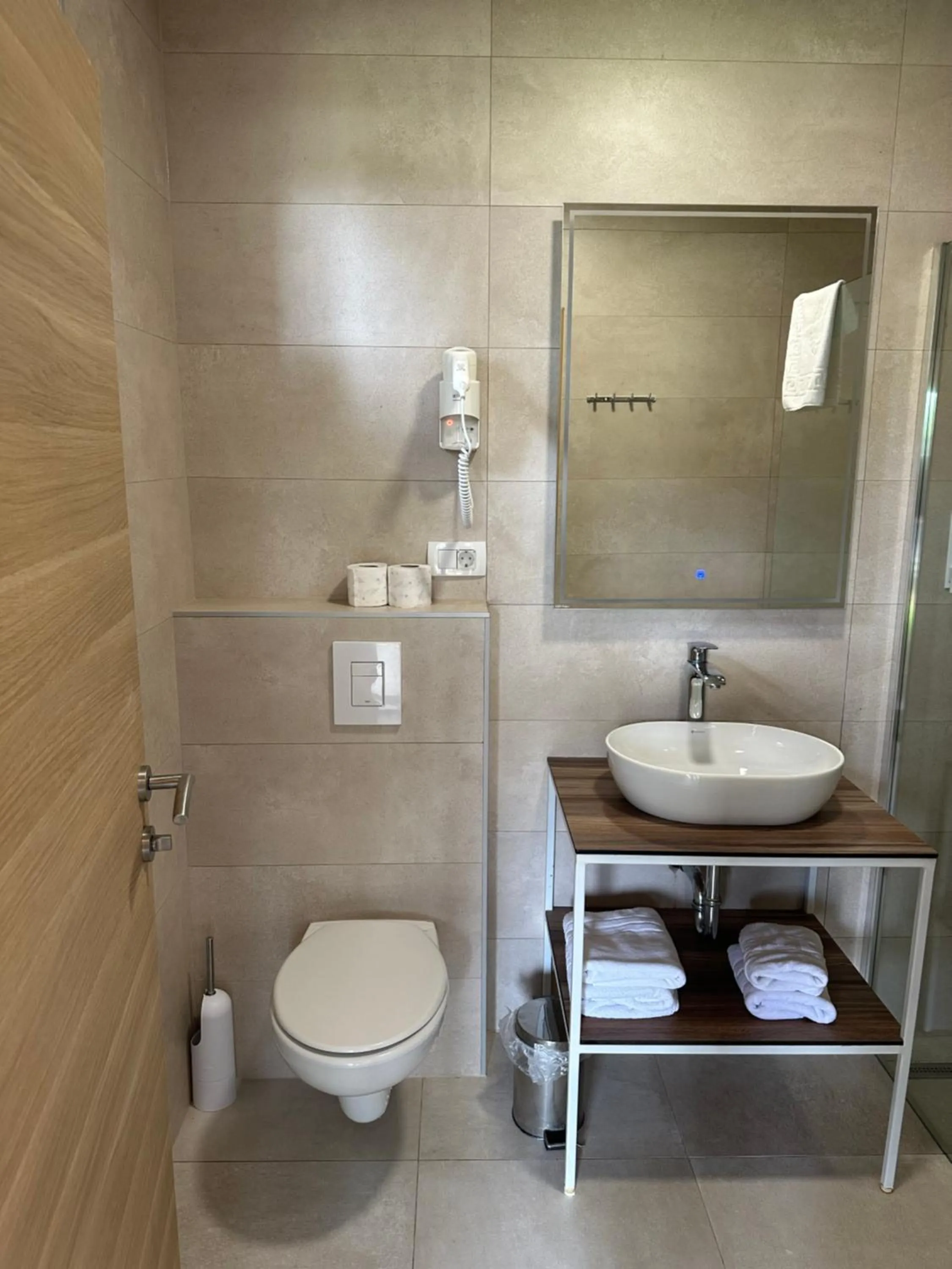 Toilet in Bungalows SPORT CENTAR