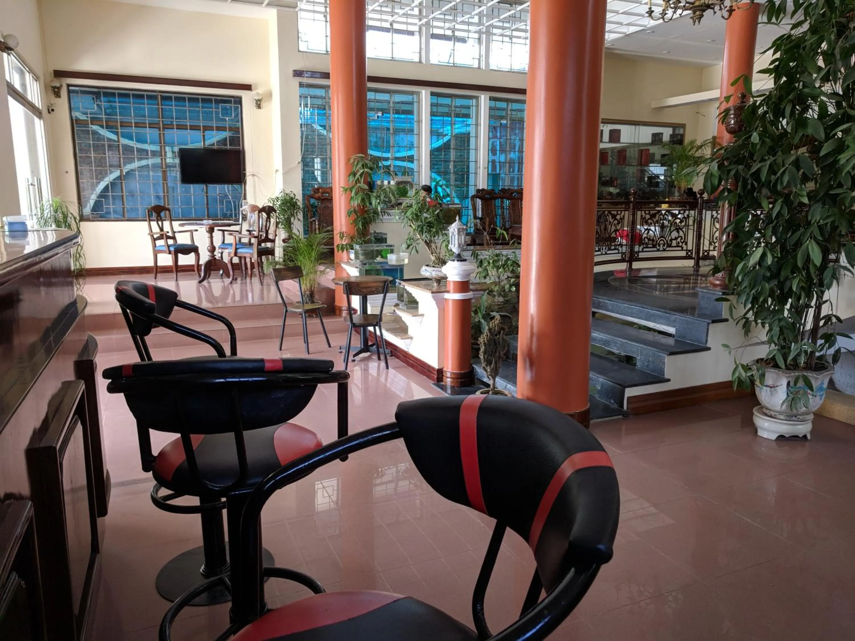 Property building in Khách sạn Đồng Dao