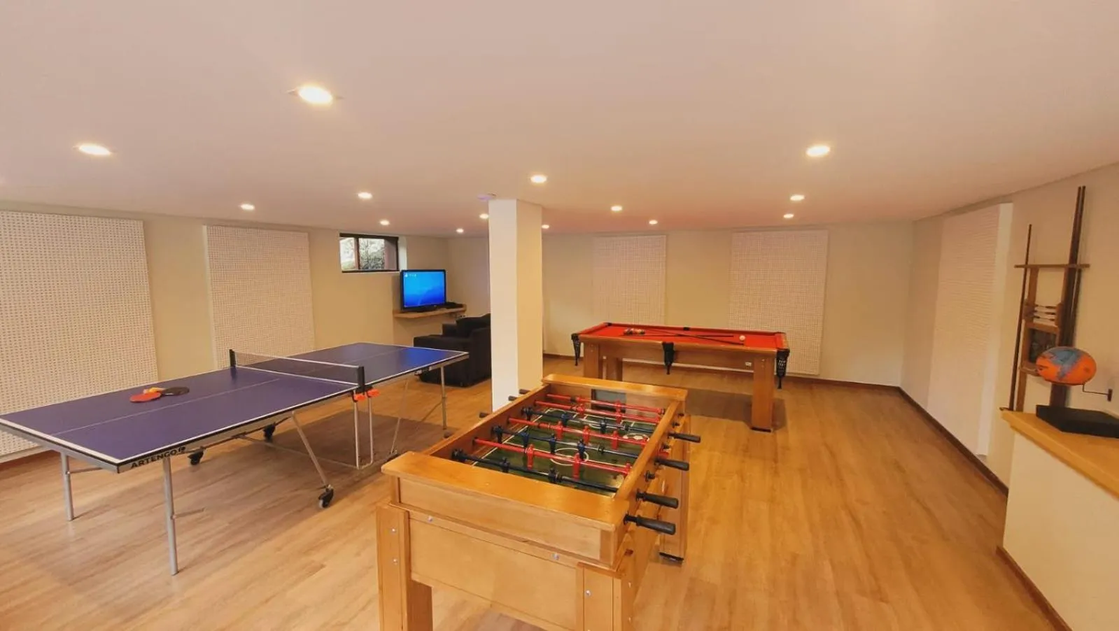 Billiard in Pousada Campos dos Holandeses - Campos do Jordao