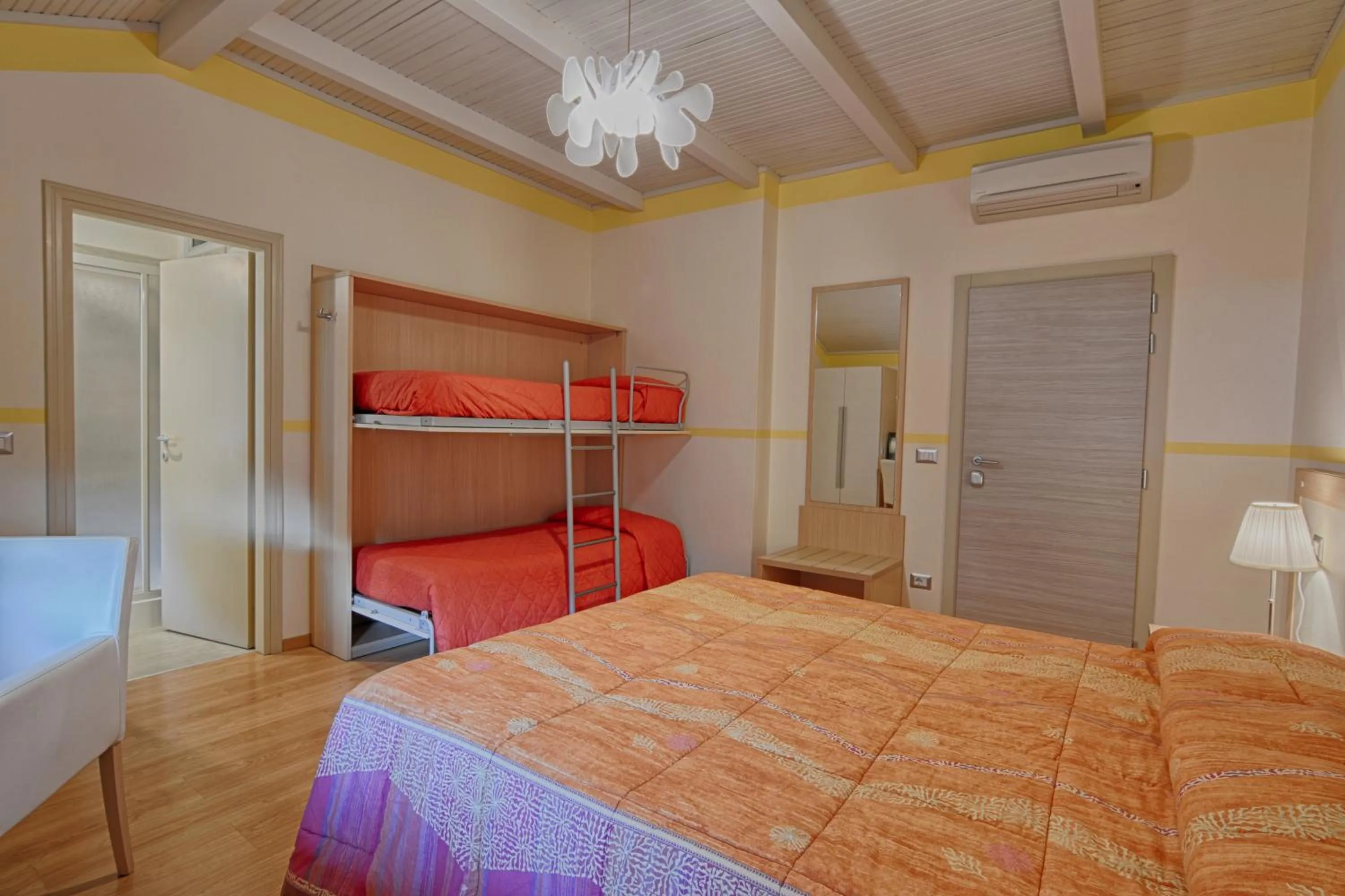 Photo of the whole room, Bed in Hotel Europa - Sorico