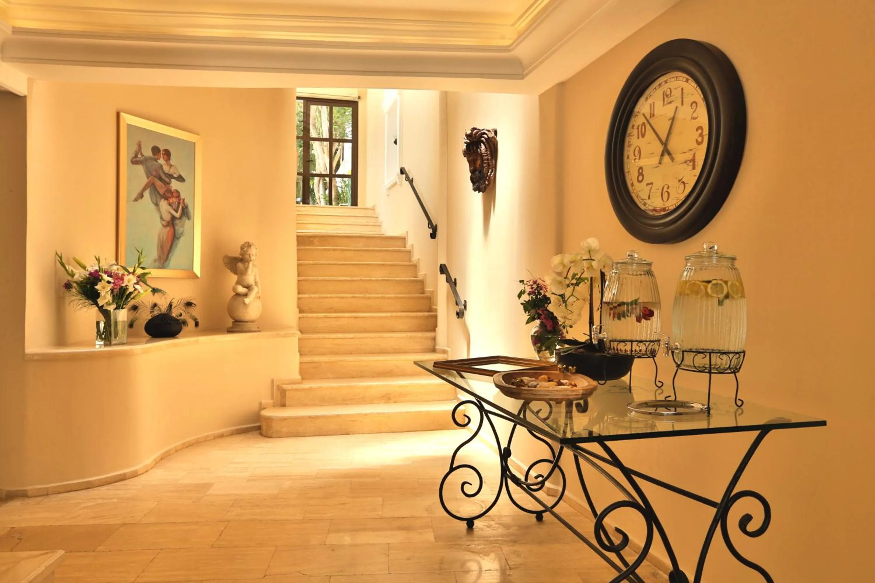 Lobby or reception in Torbahan Hotel