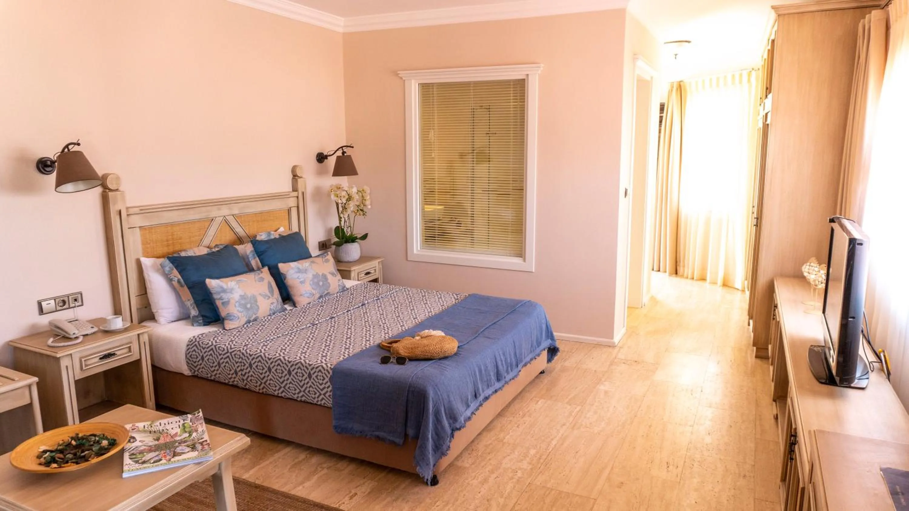 Bed in Torbahan Hotel