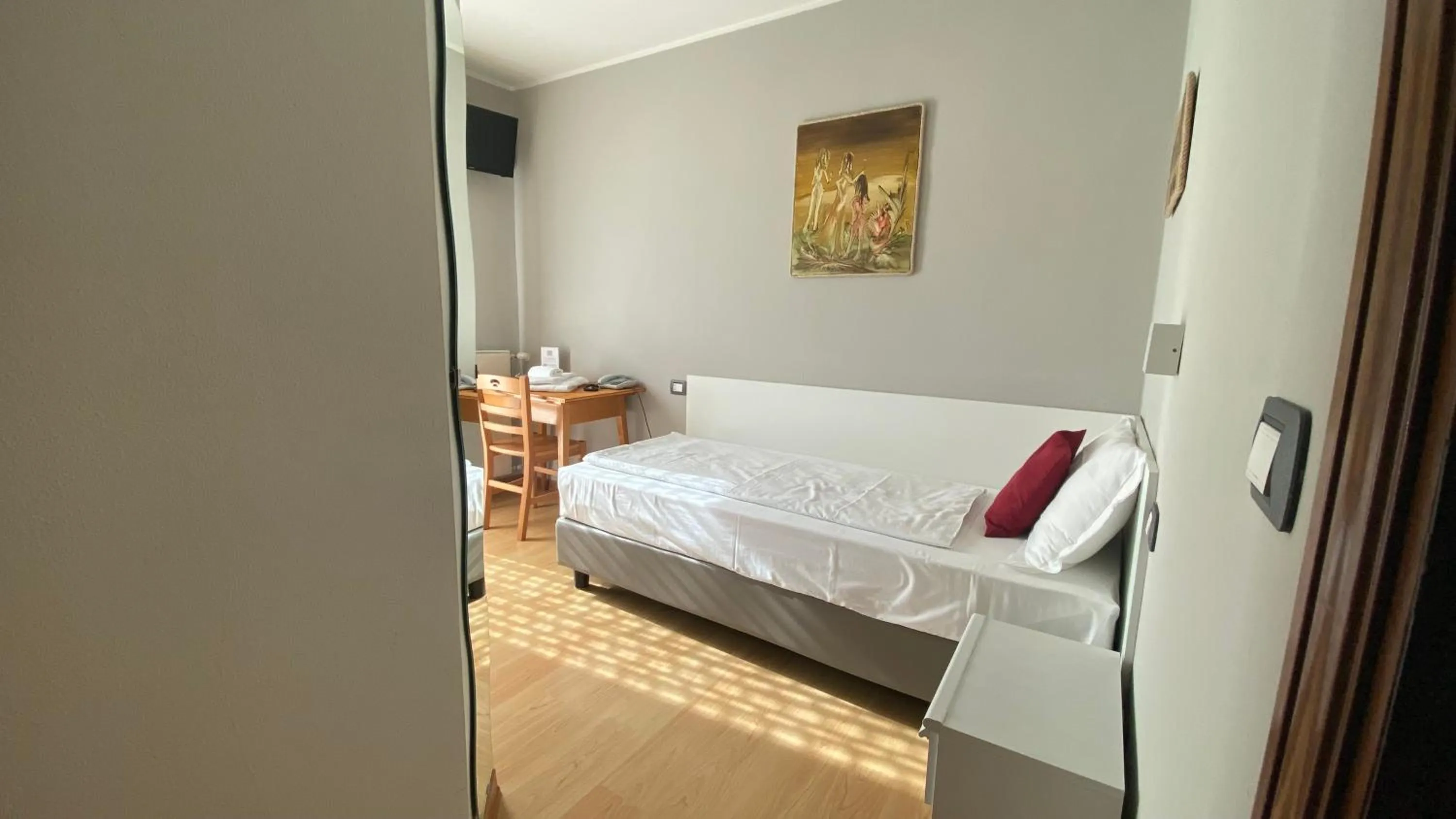 Bed in Casteluce Hotel Funivie