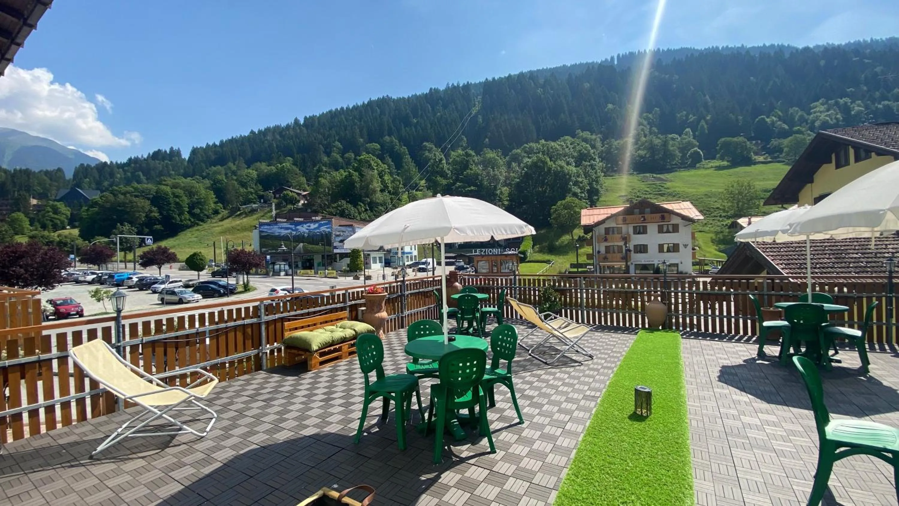 Balcony/Terrace in Casteluce Hotel Funivie