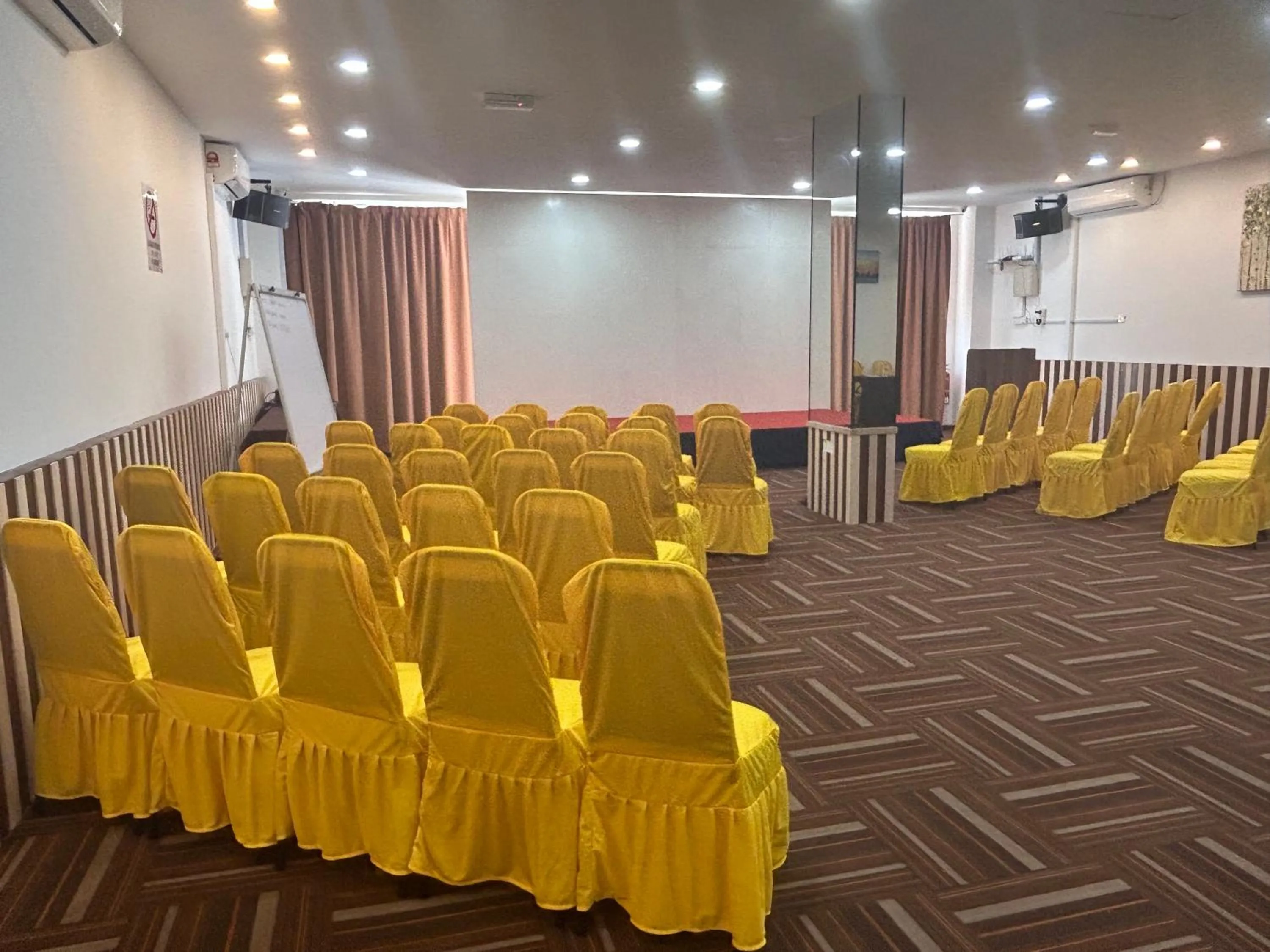 Meeting/conference room in Riviera Suites Melaka