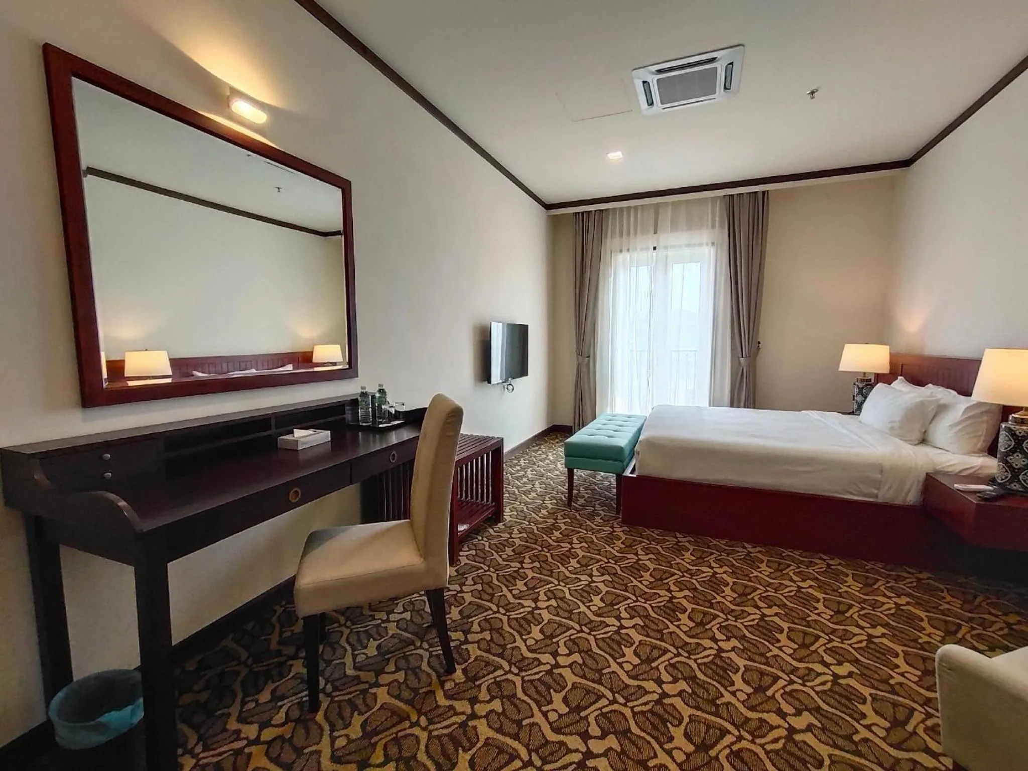 Bed in Riviera Suites Melaka