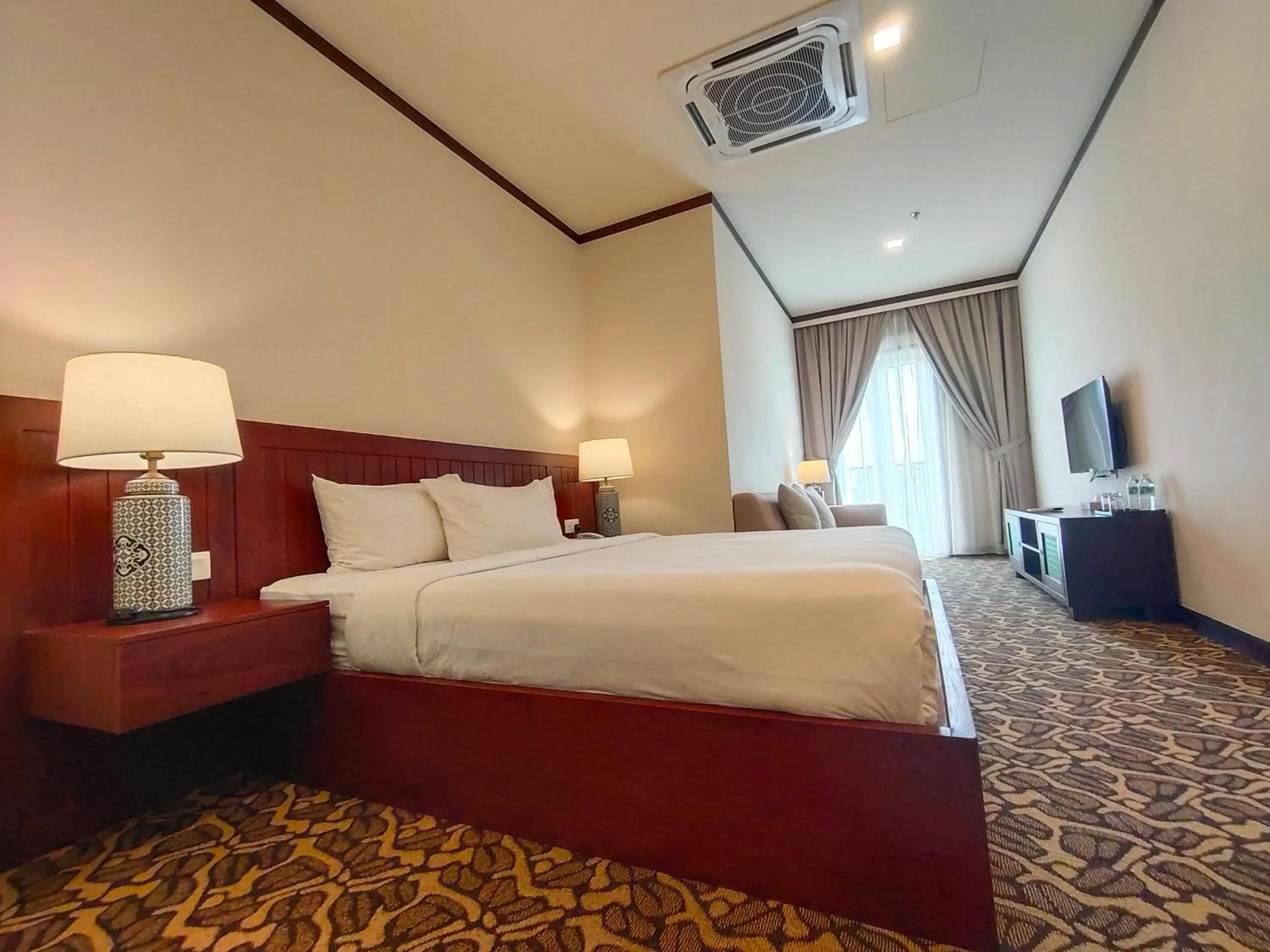 Bed in Riviera Suites Melaka