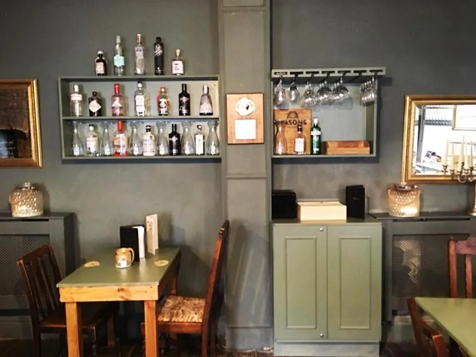 White Horse & Griffin