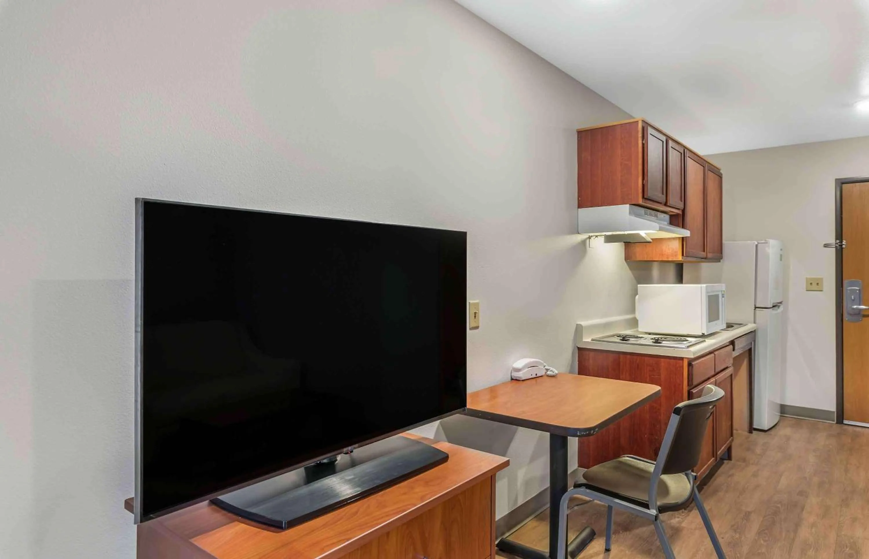 Bedroom in Extended Stay America Select Suites - Little Rock - Southwest