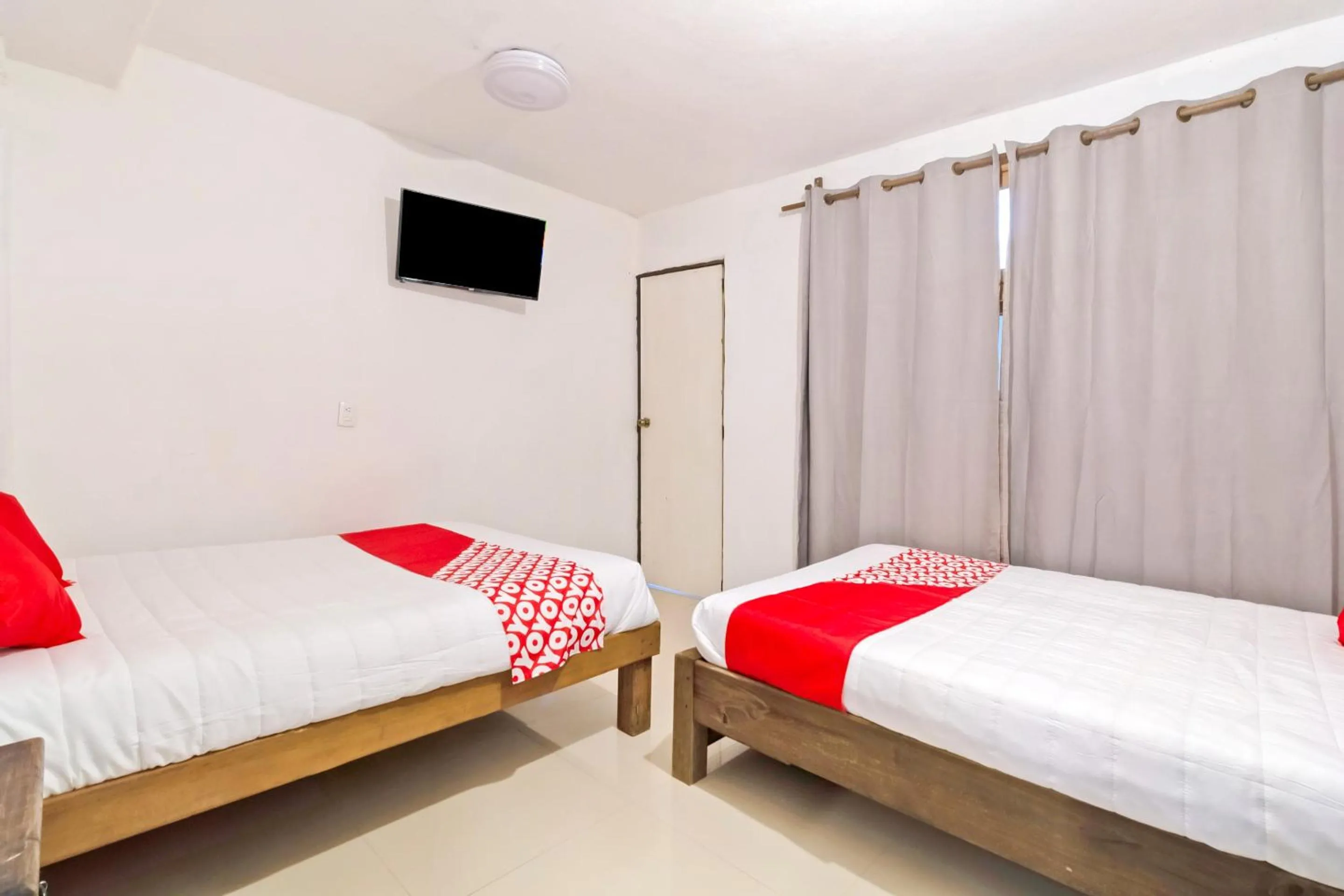 Bedroom, Bed in OYO Hotel Punta Guadalupe, San Cristóbal de las Casas