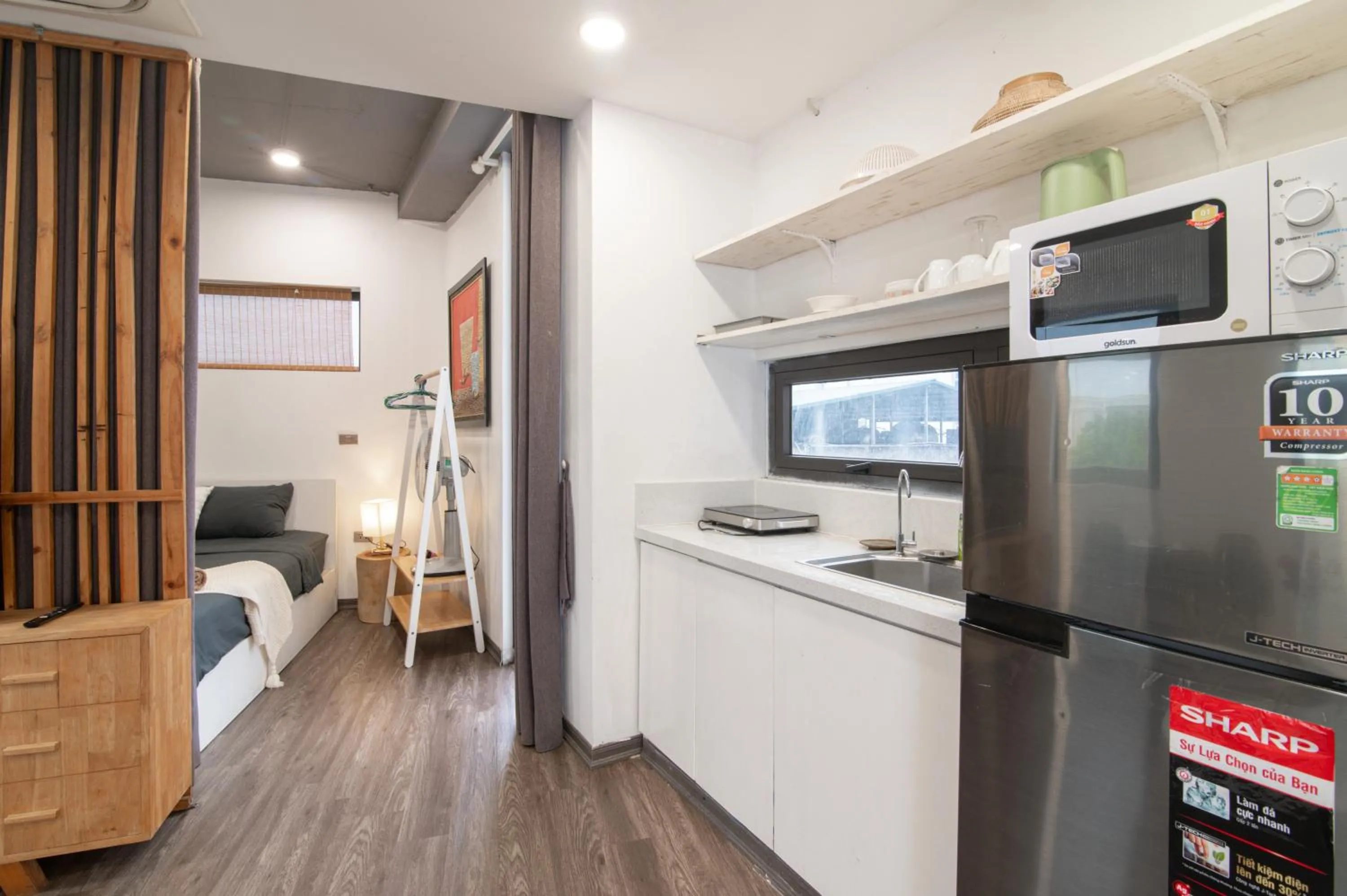 stove in SaziHome Le Thanh Tong Hanoi