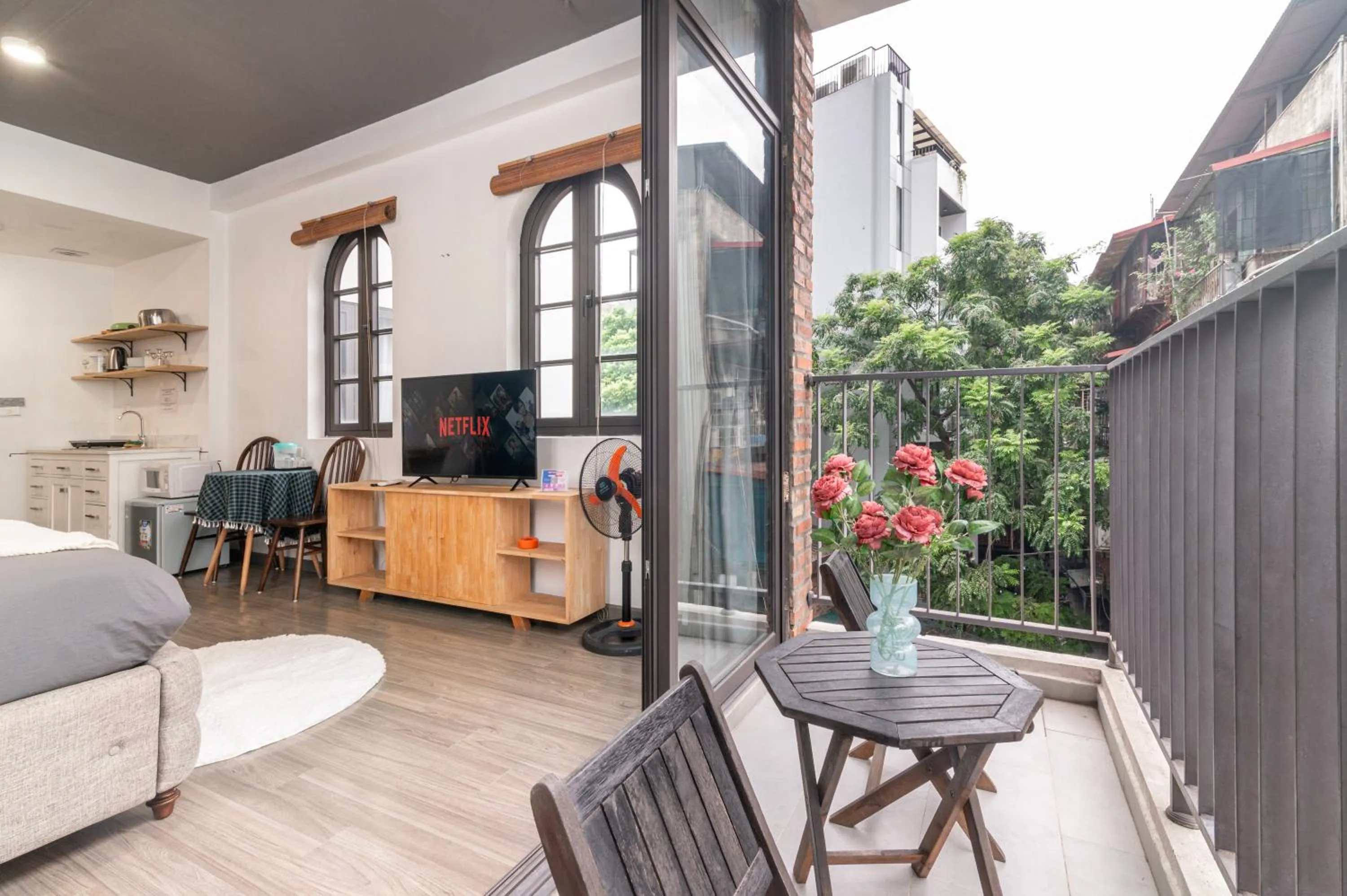 Balcony/Terrace in SaziHome Le Thanh Tong Hanoi