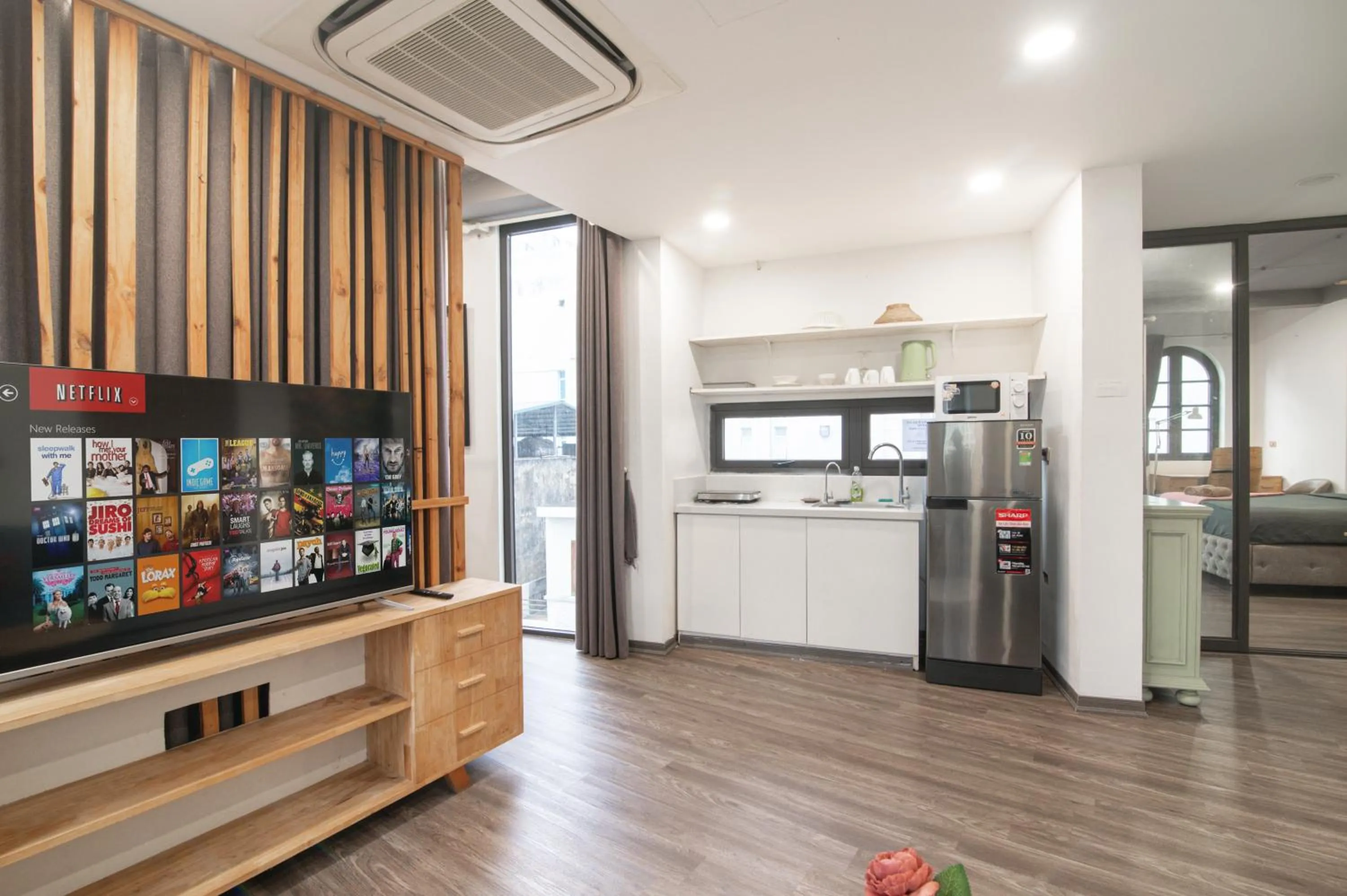 TV and multimedia in SaziHome Le Thanh Tong Hanoi