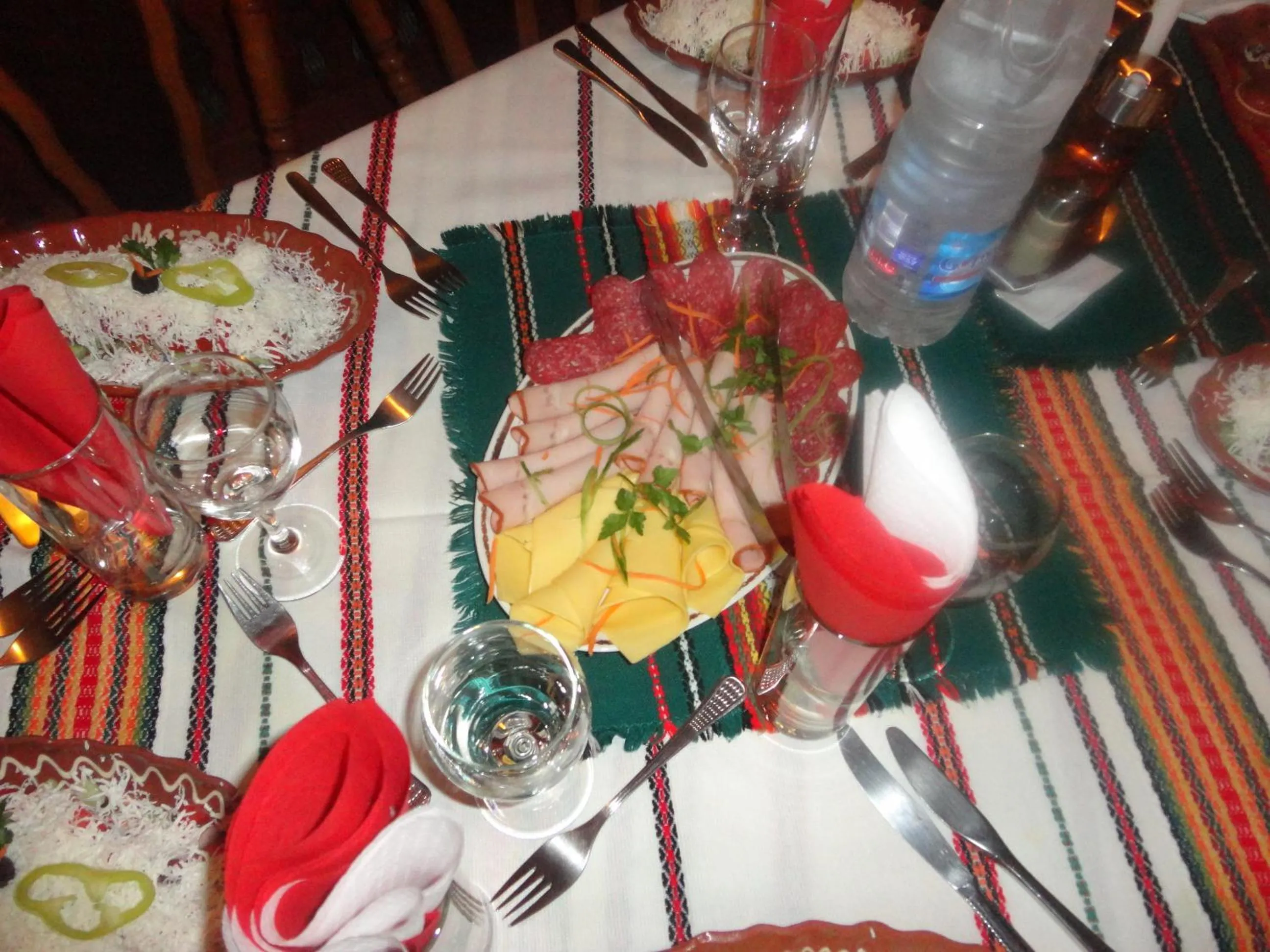 Food and drinks in Chuchura Family Hotel