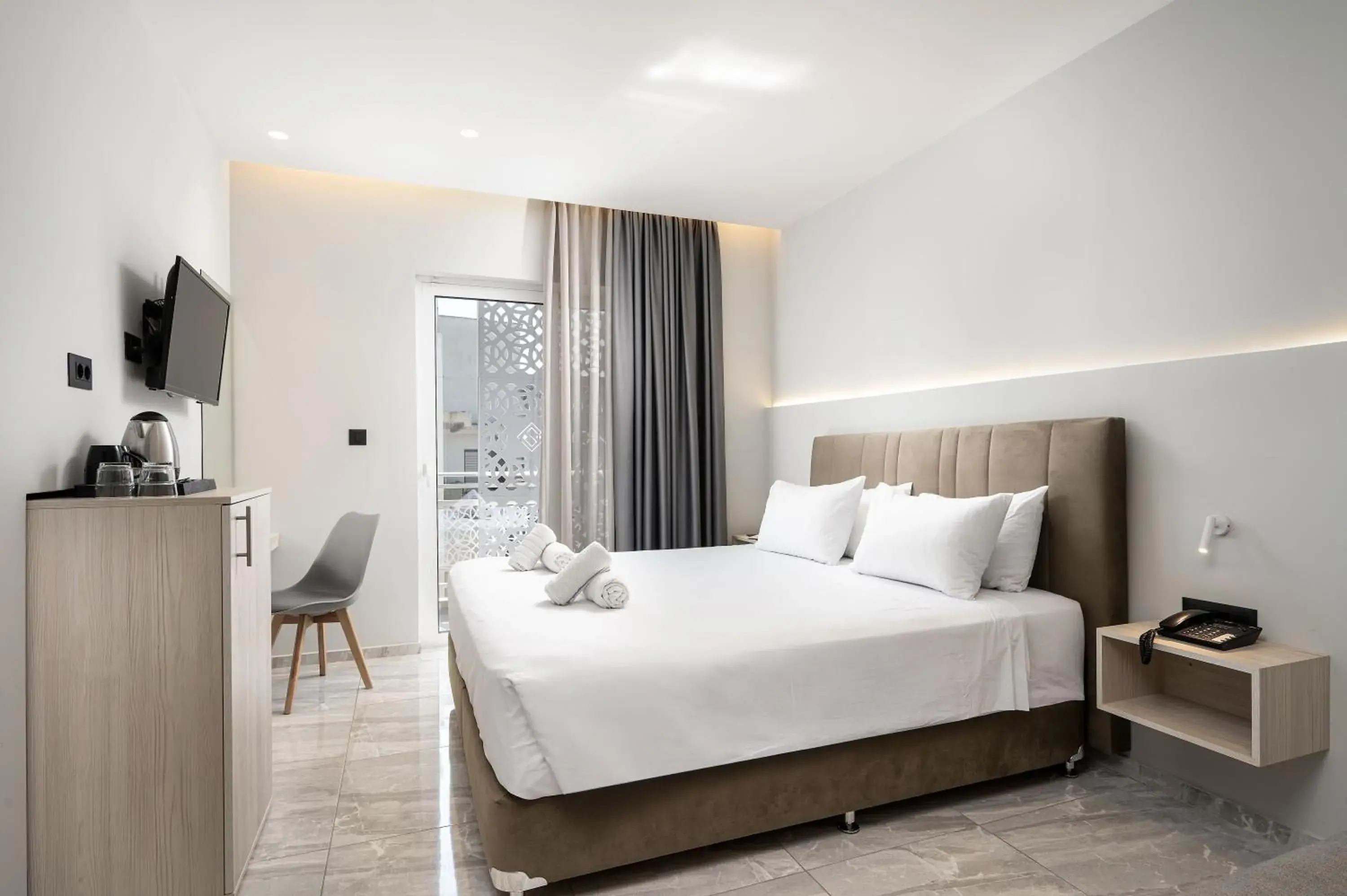 Deluxe Suite in Sonia Hotel & Suites - Adults Only Deluxe Suite in Sonia Hotel & Suites - Adults Only