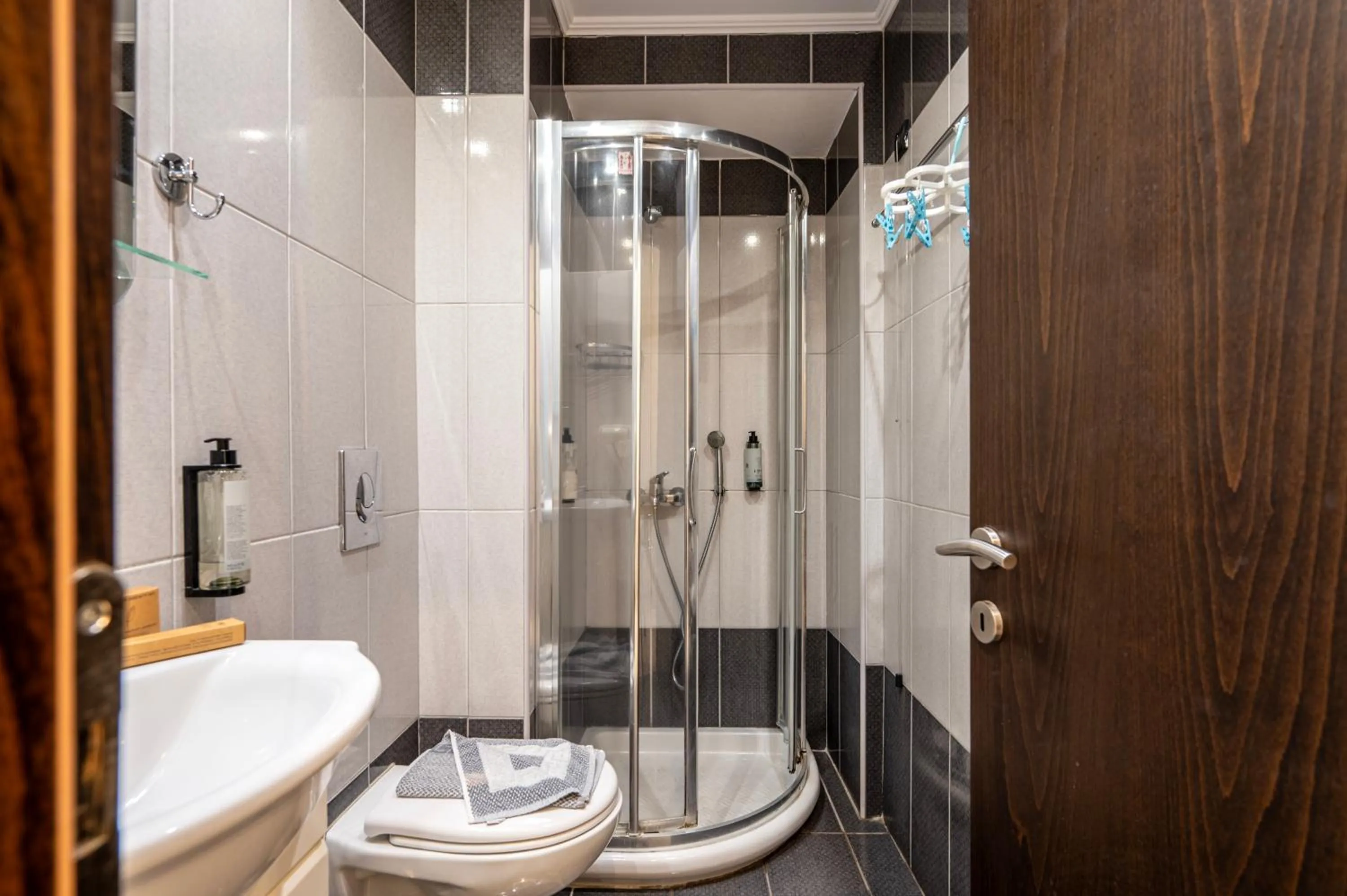 Shower in Sonia Hotel & Suites - Adults Only