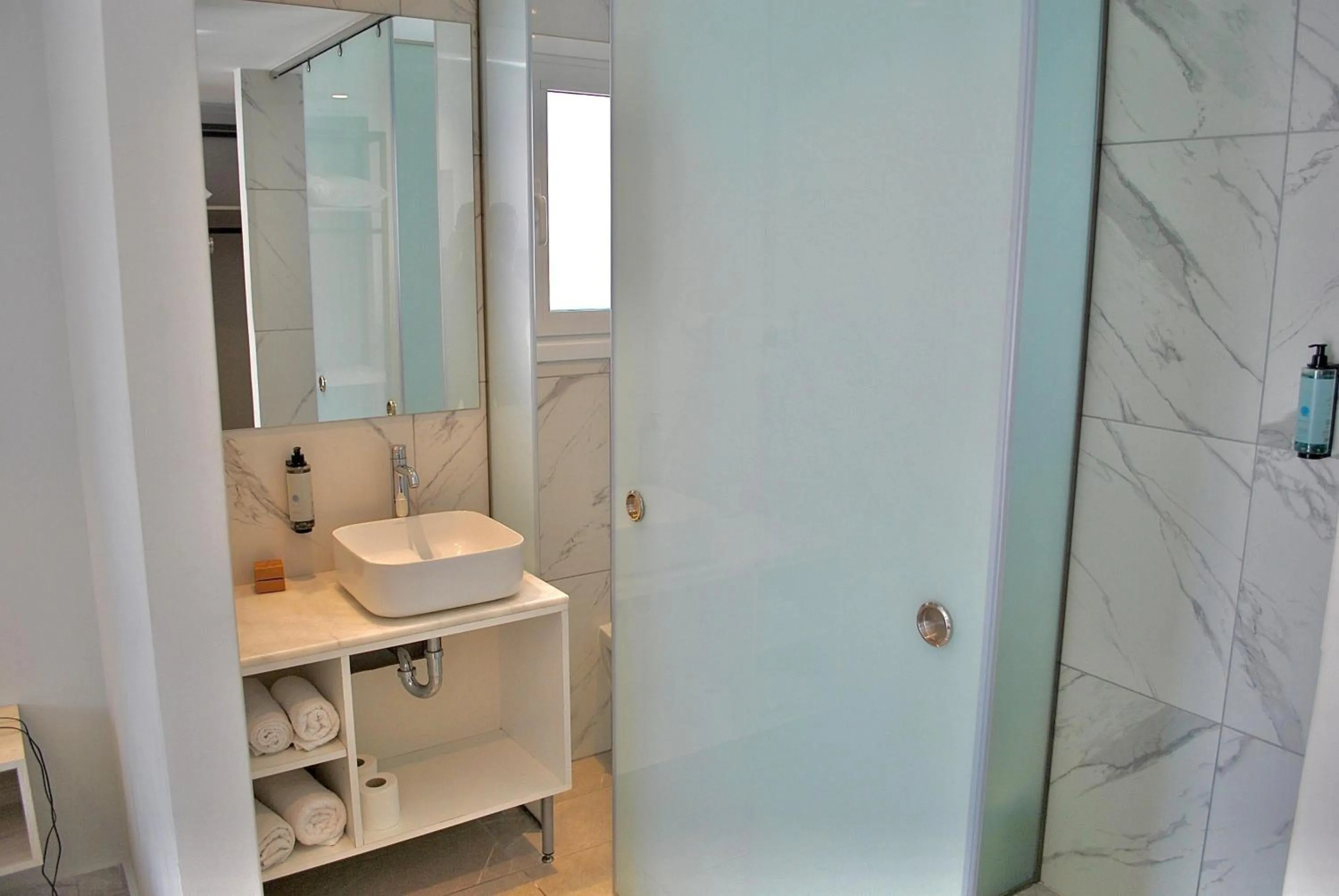 Shower in Sonia Hotel & Suites - Adults Only