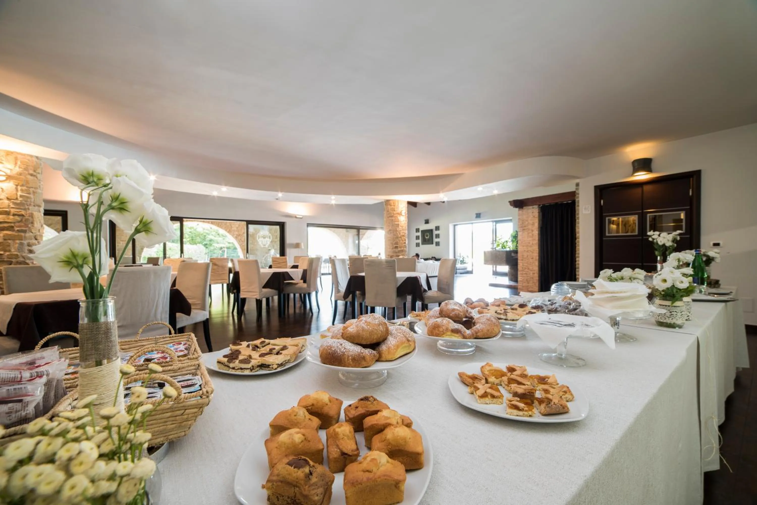 Buffet breakfast in Tenuta D'Amore