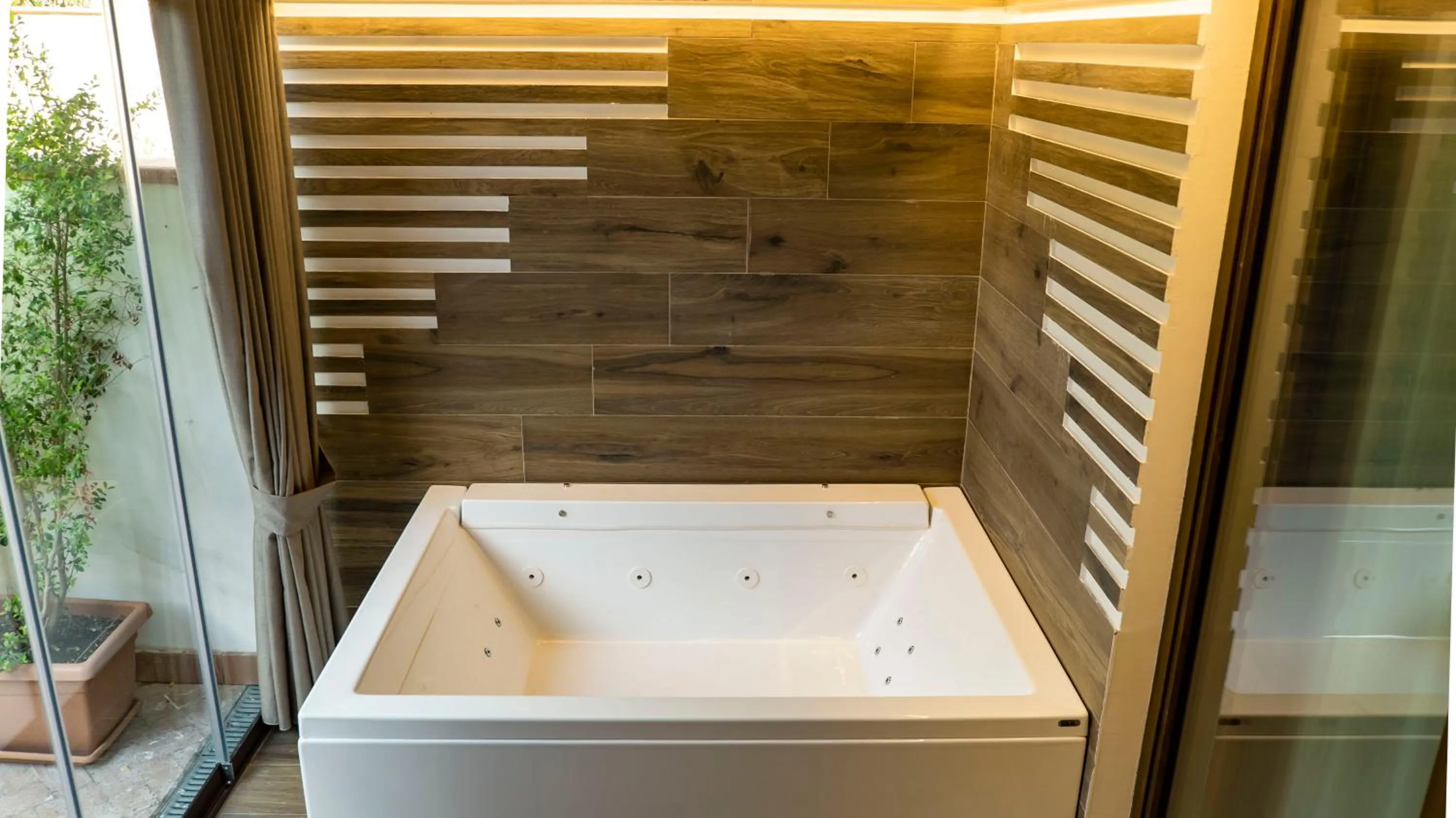 Hot Tub in Tenuta D'Amore