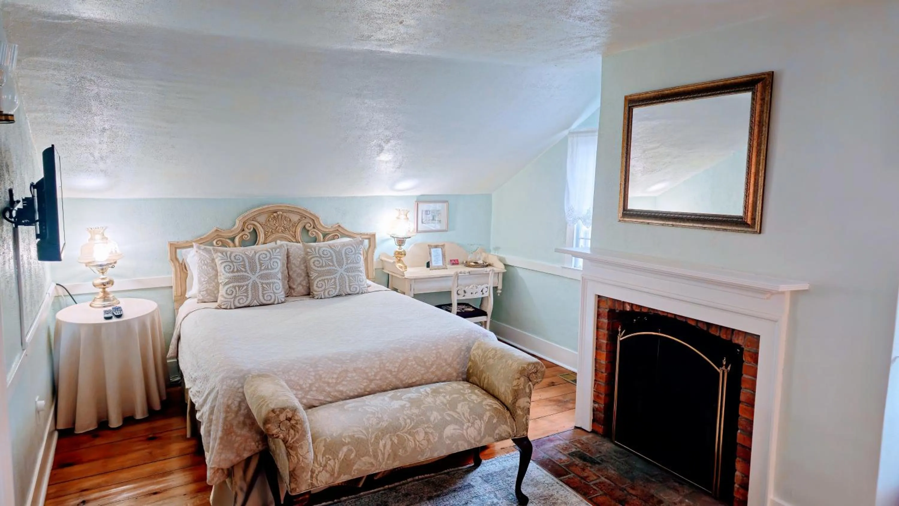 Bed in Historic Wilson-Guy House