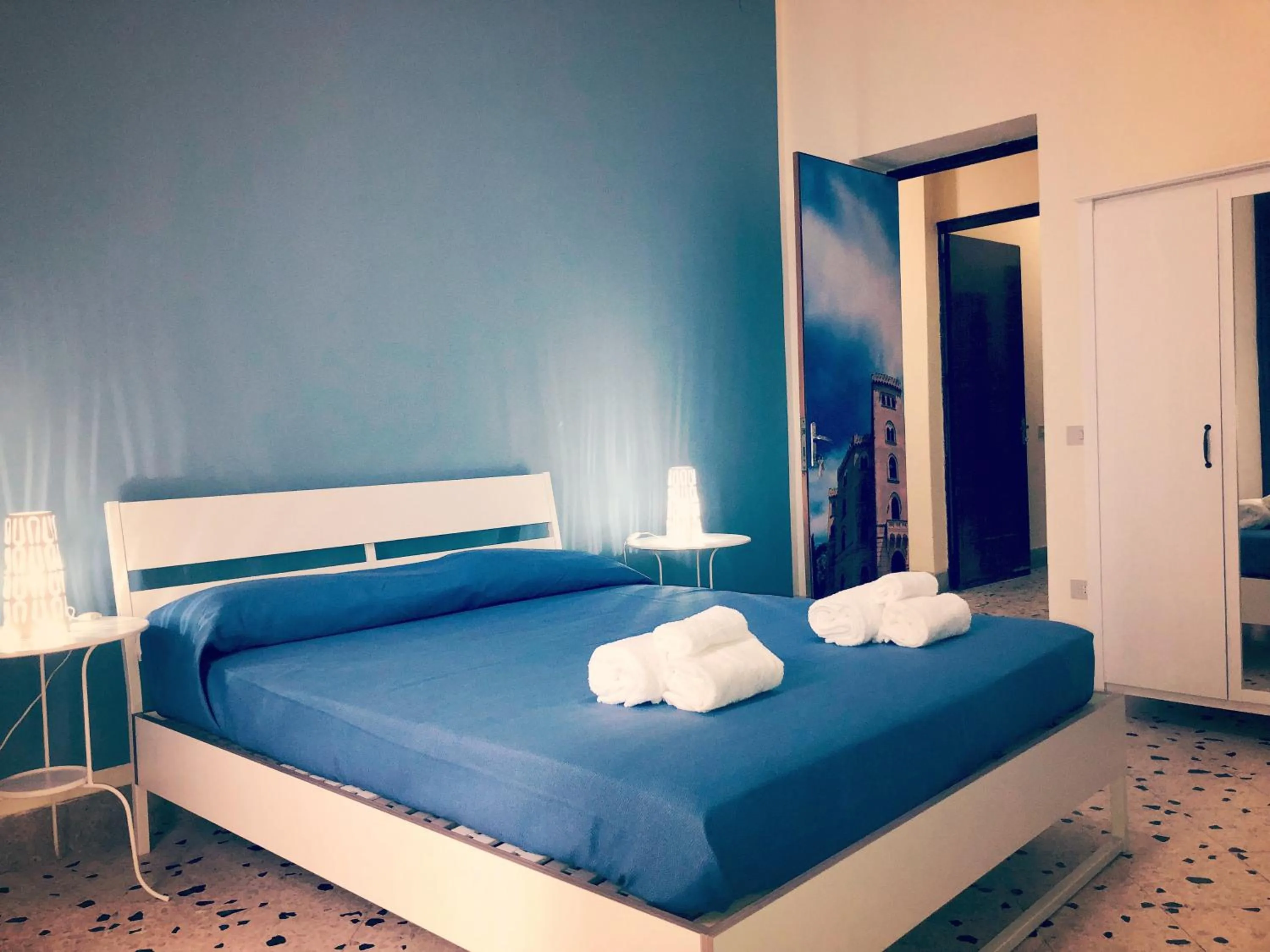 Bed in Arco di Trionfo Palermo Bed & Breakfast