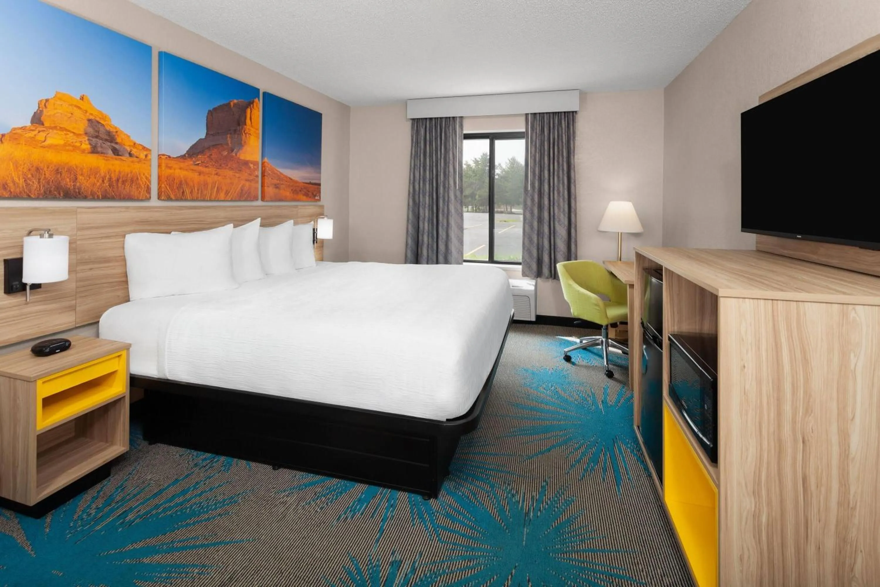 Photo of the whole room, Bed in Days Inn by Wyndham Eagle River