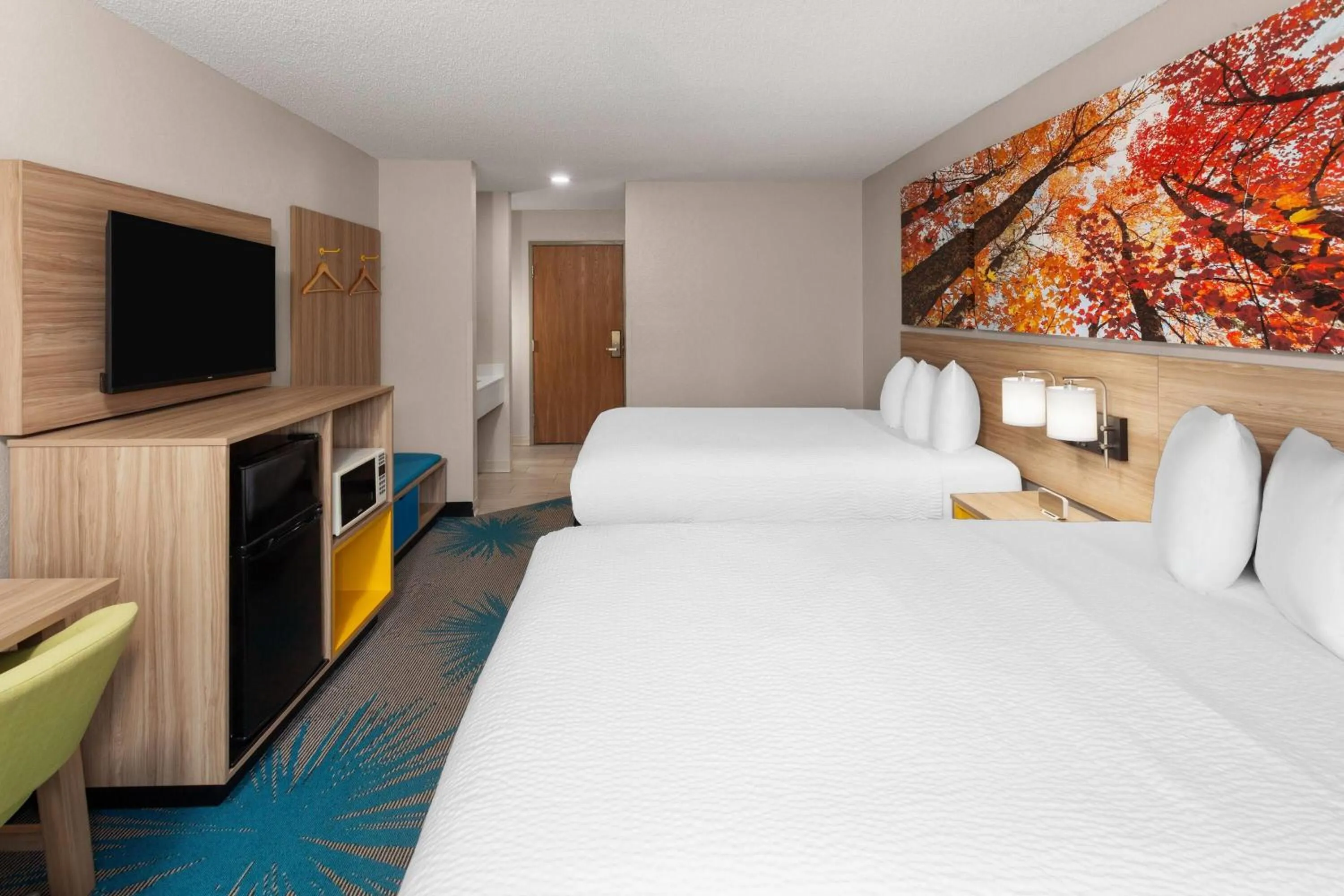 Photo of the whole room, Bed in Days Inn by Wyndham Eagle River