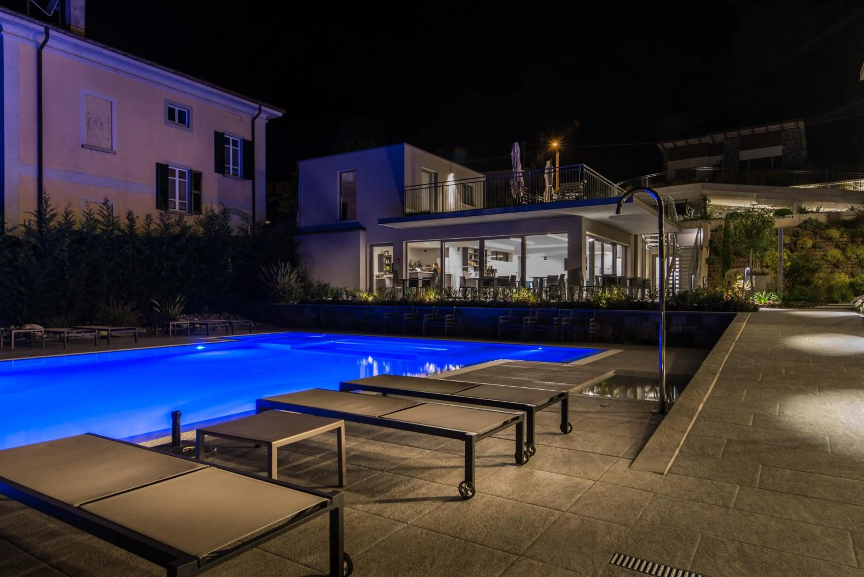 Pool view in Hotel Domaso