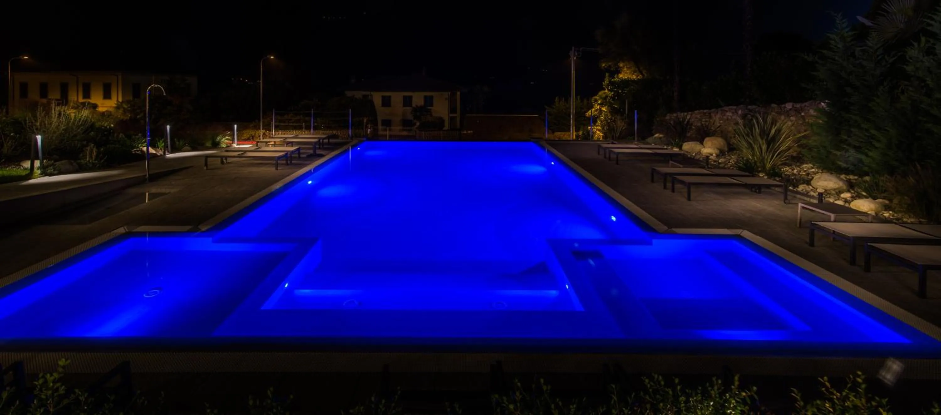 Night in Hotel Domaso