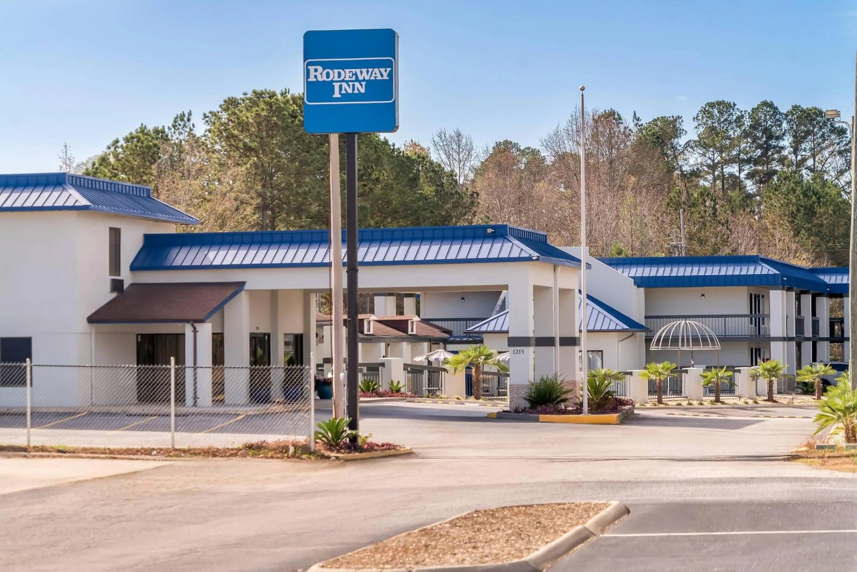 Property building in Rodeway Inn Greenwood