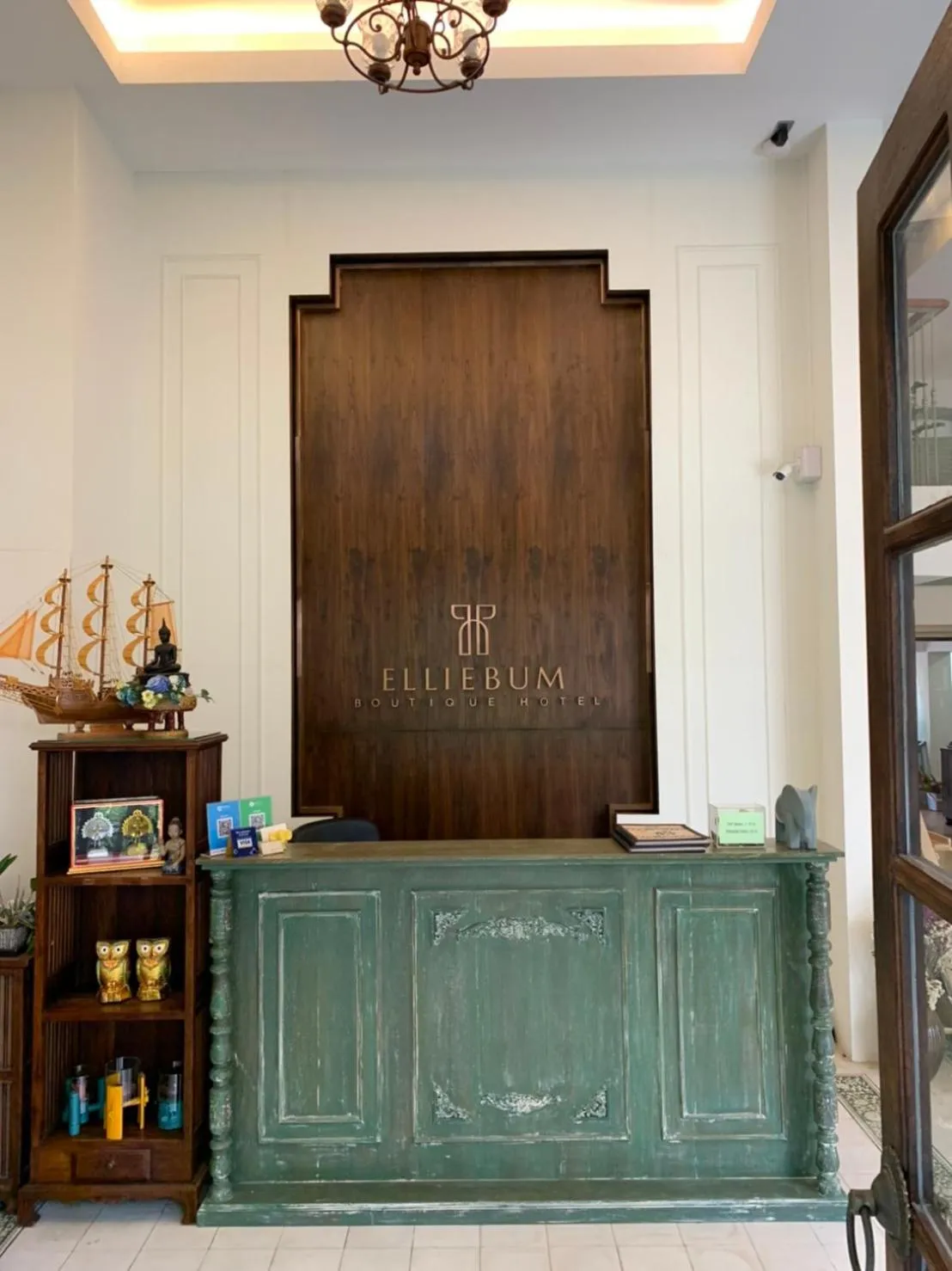 Staff in Elliebum Boutique Hotel