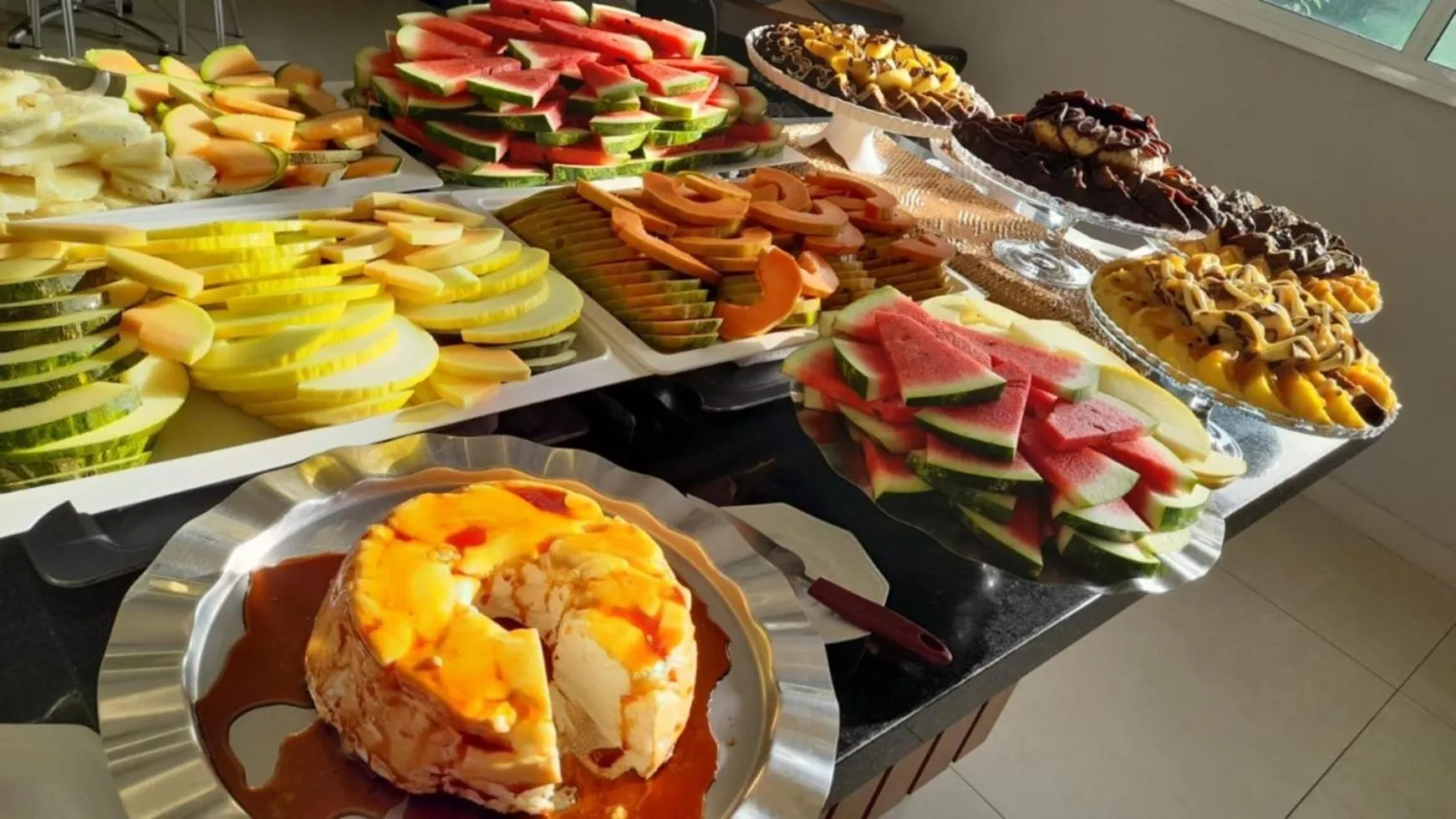 Buffet breakfast in Belluno Apart Hotel