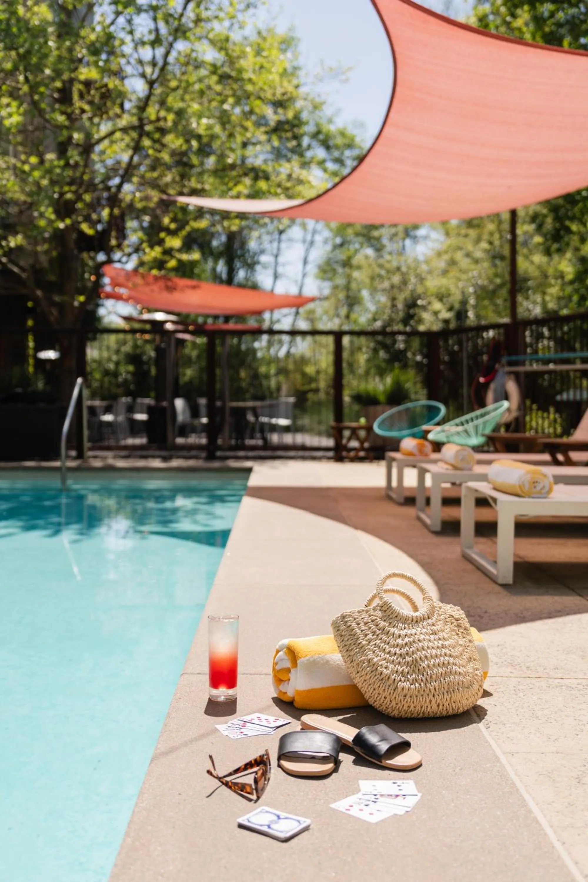 Swimming pool in H2hotel